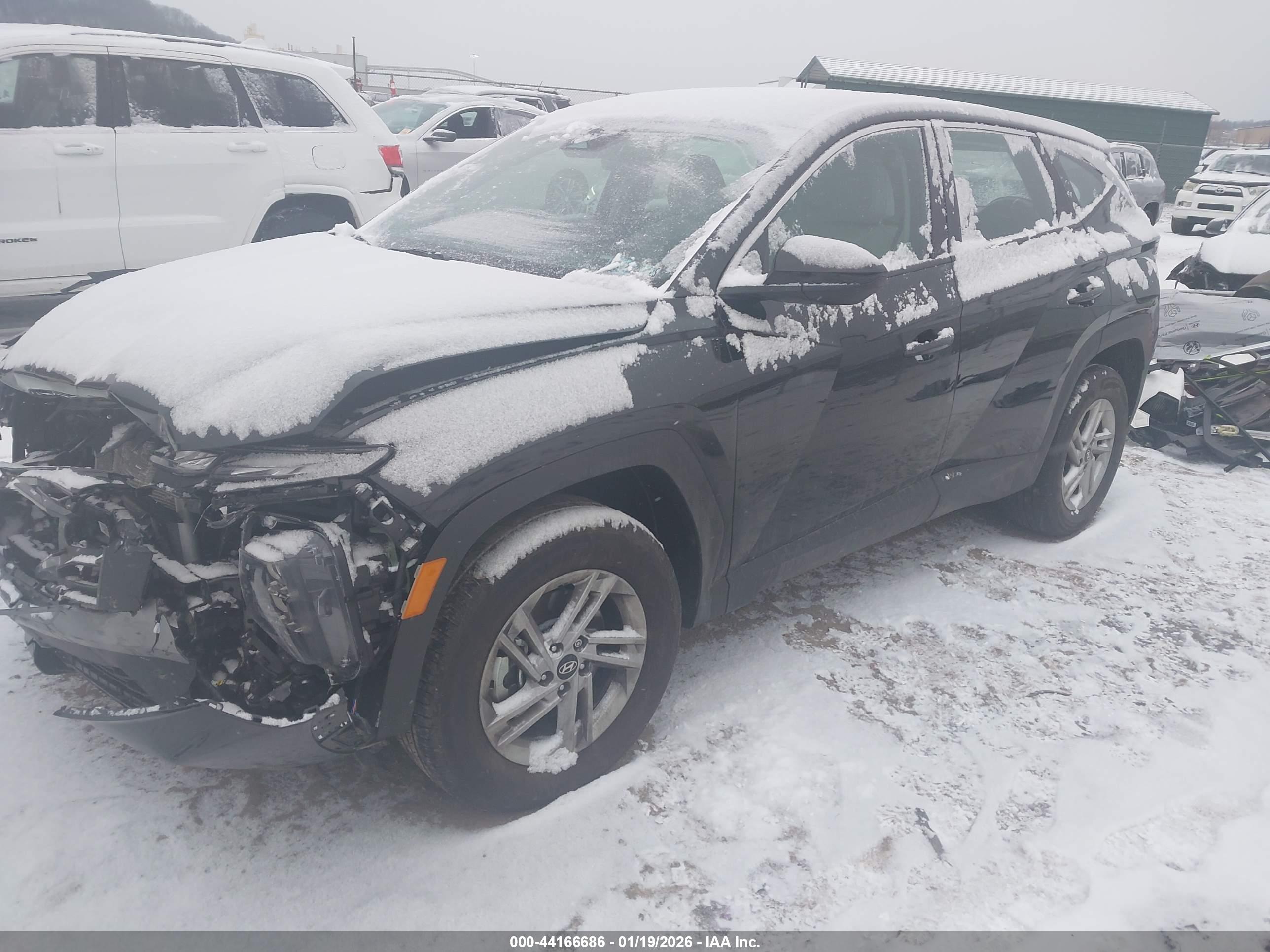 HYUNDAI TUCSON image 2