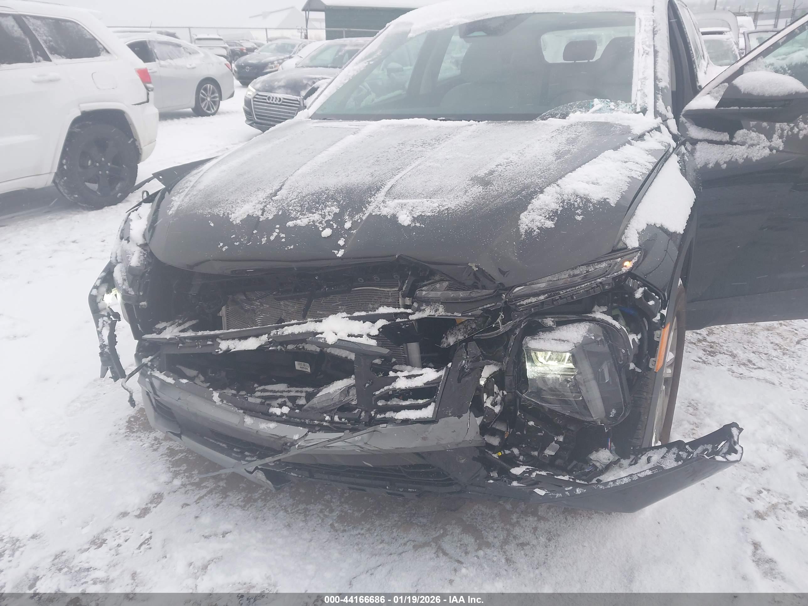HYUNDAI TUCSON image 6