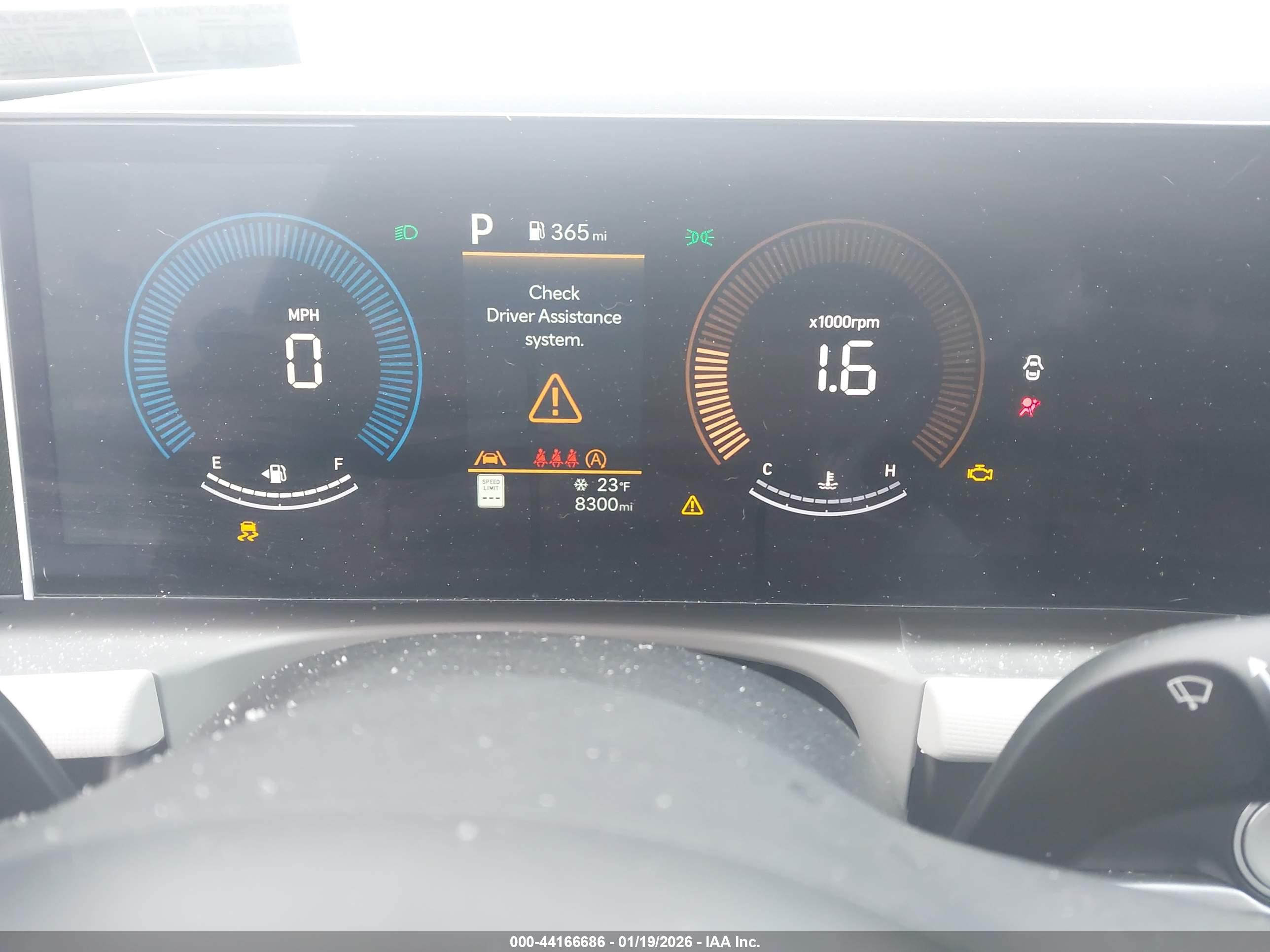 HYUNDAI TUCSON image 7
