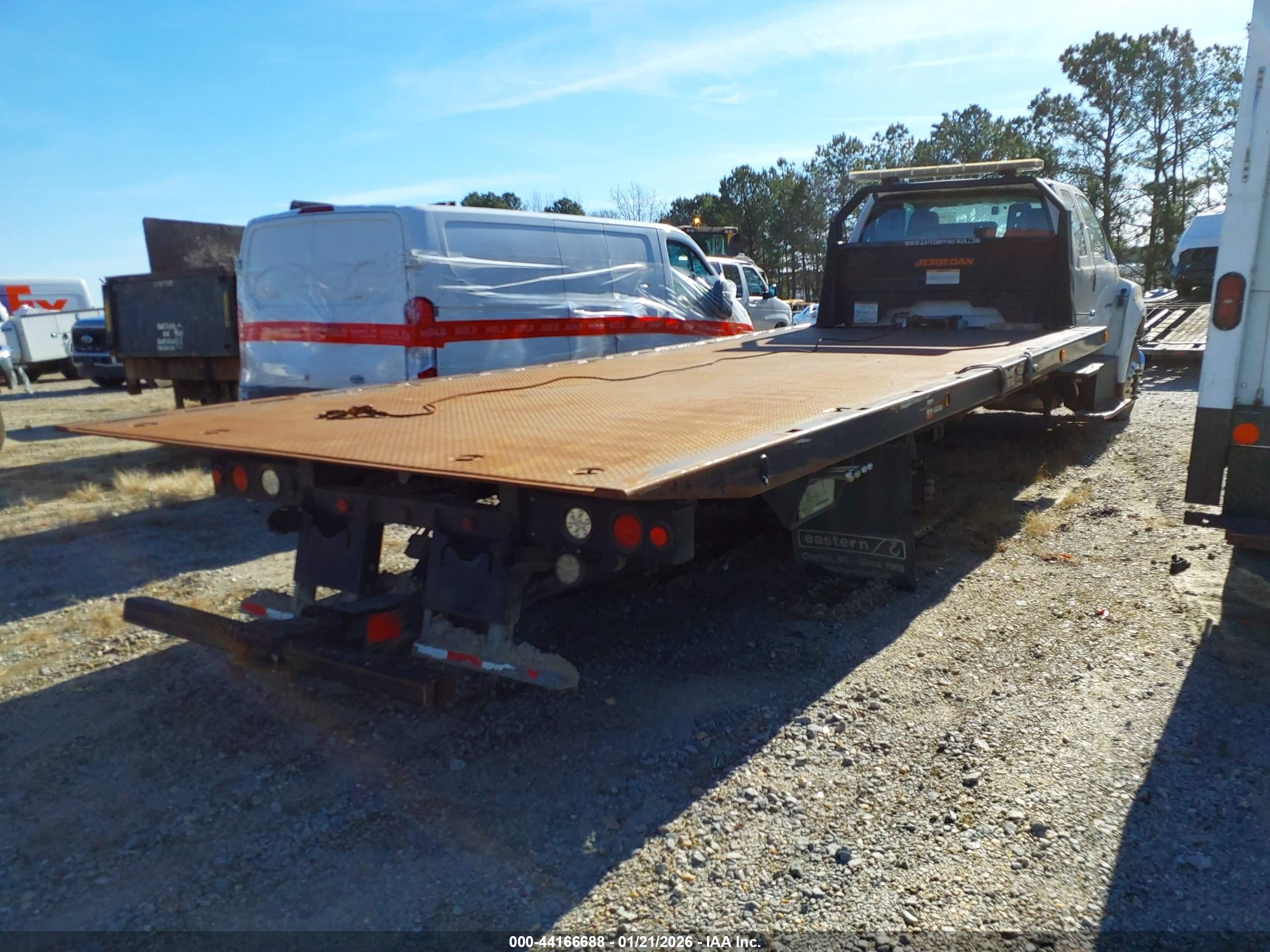 FORD F-650 image 4