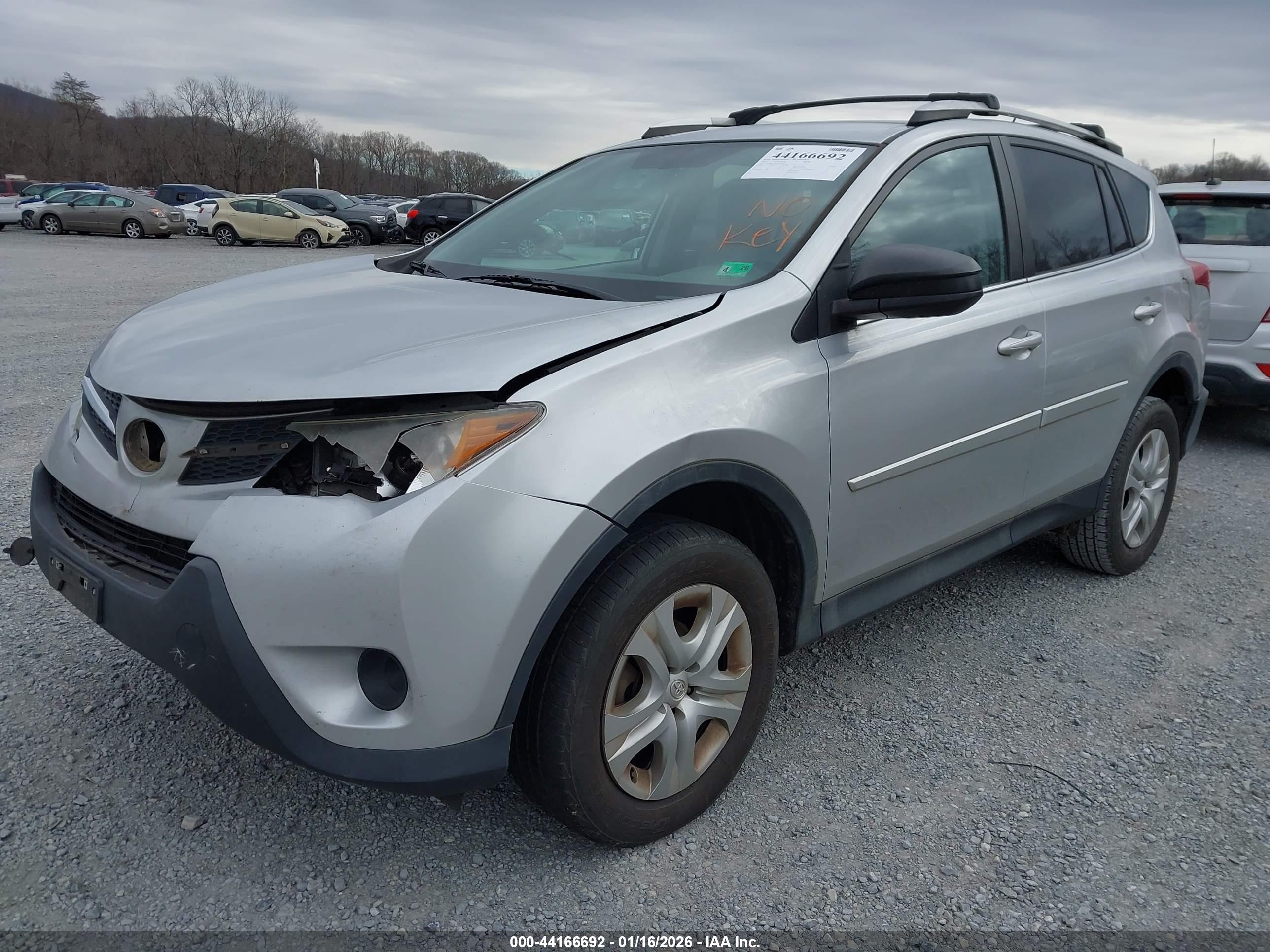 TOYOTA RAV4 image 6