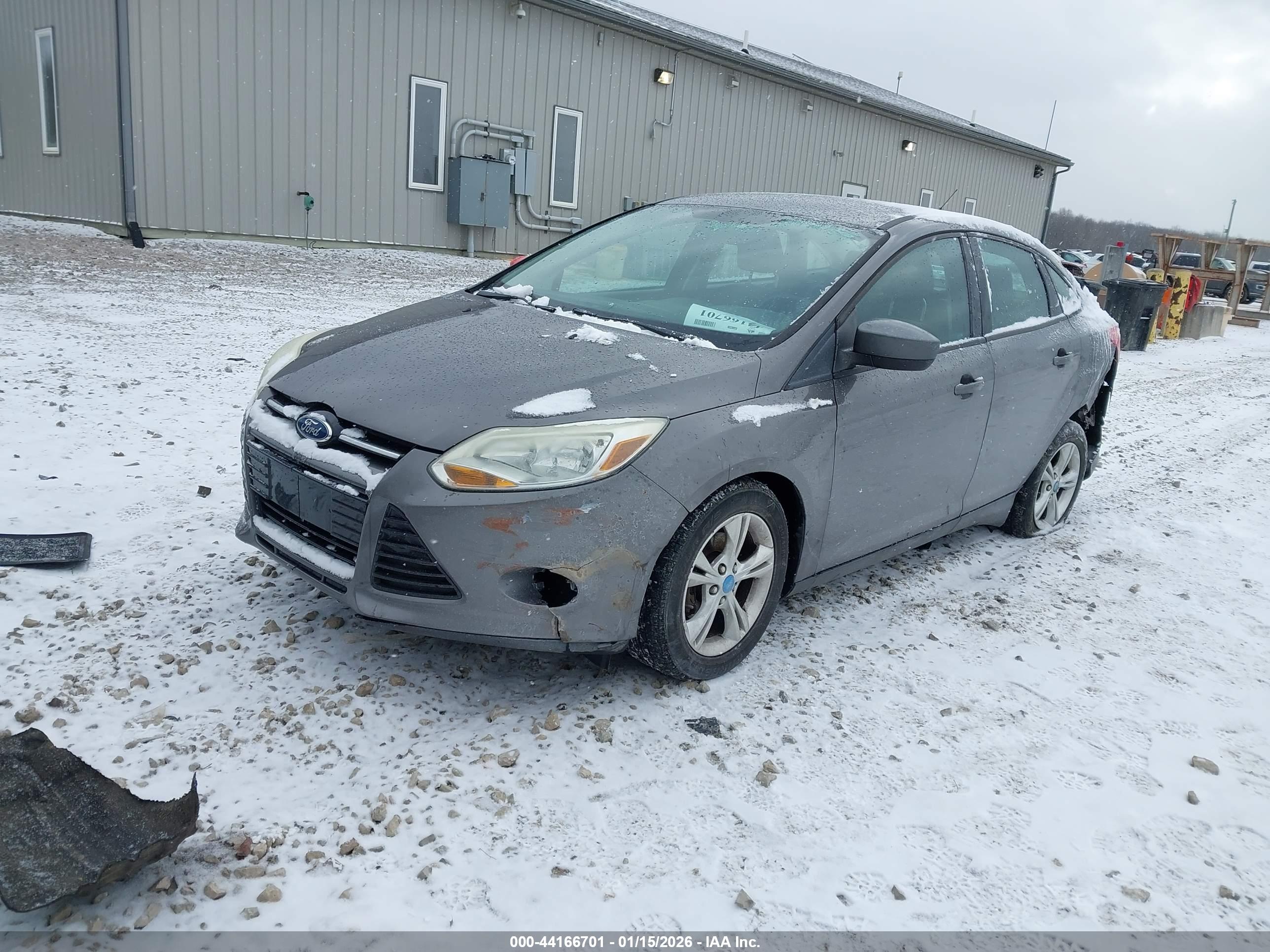FORD FOCUS image 2