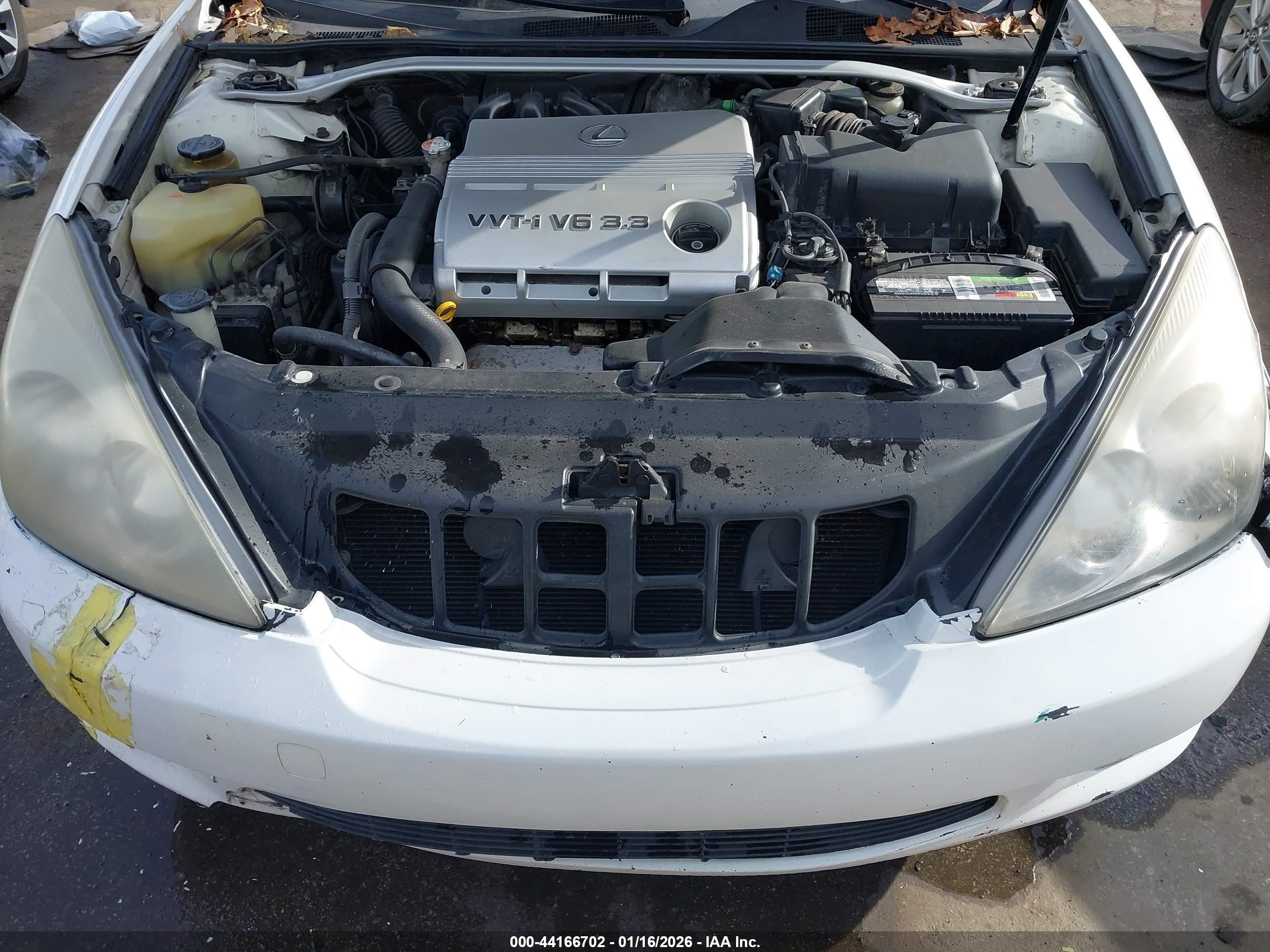 LEXUS ES image 10
