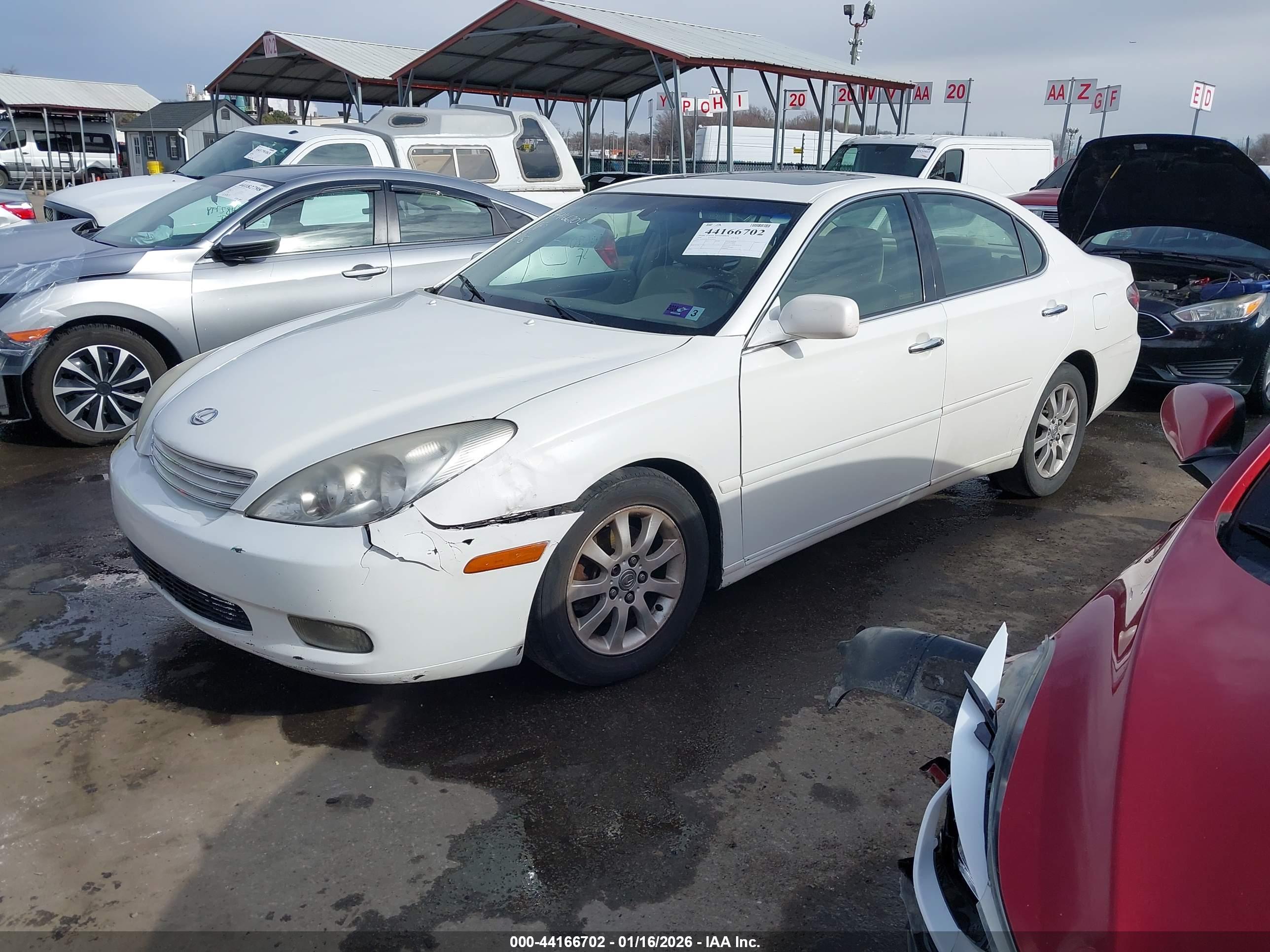 LEXUS ES image 2