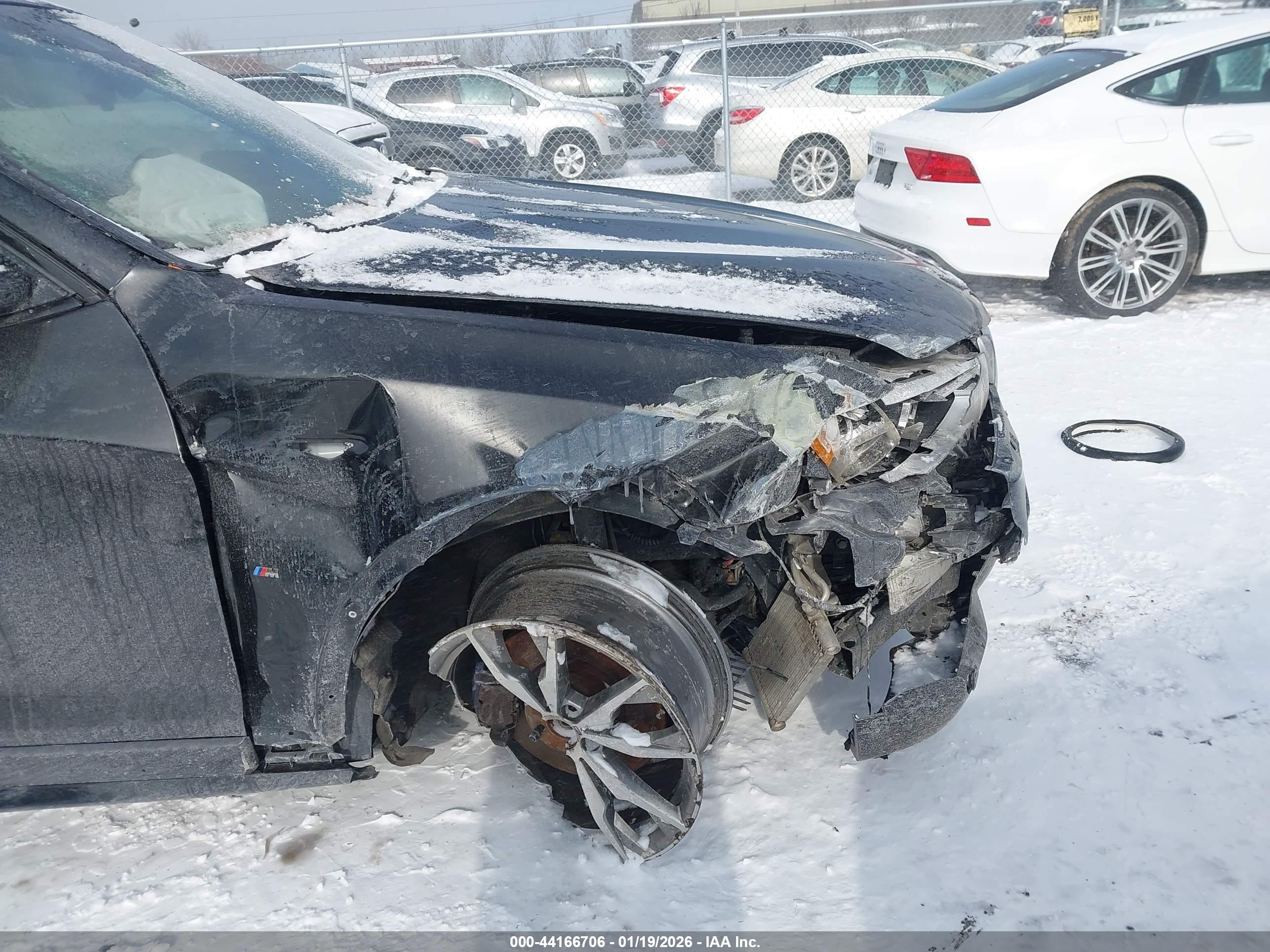 BMW X4 image 6