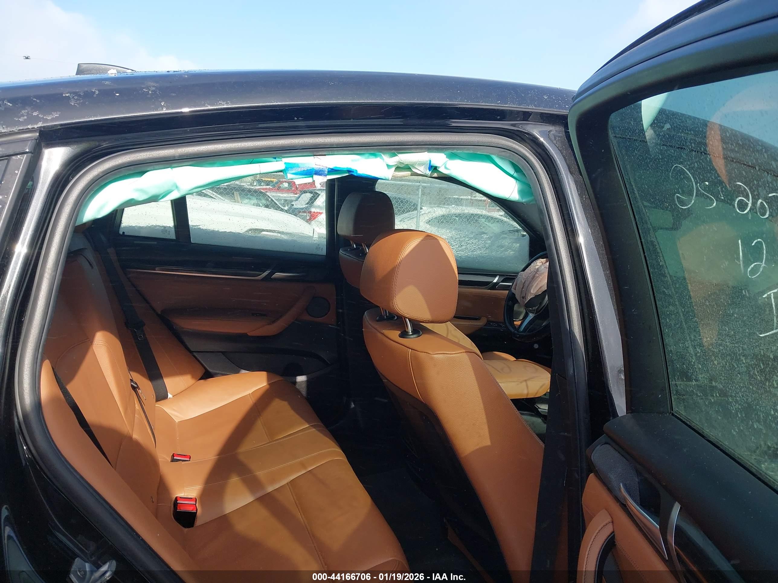 BMW X4 image 8