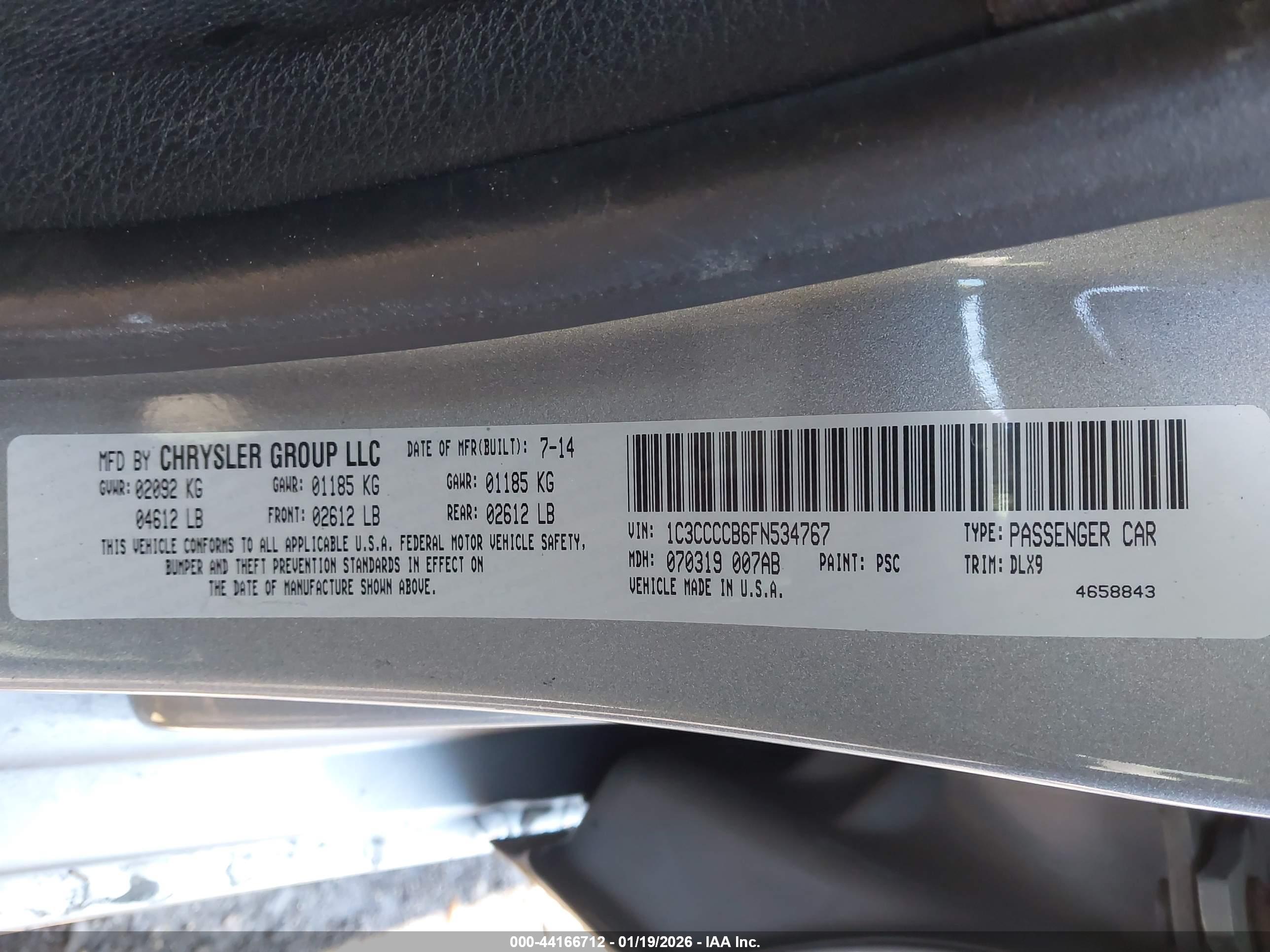 CHRYSLER 200 image 9
