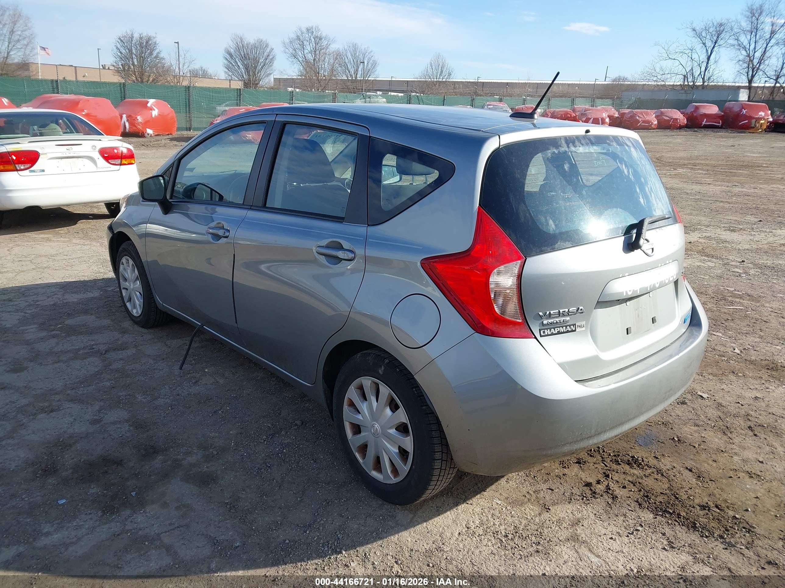 NISSAN VERSA image 3