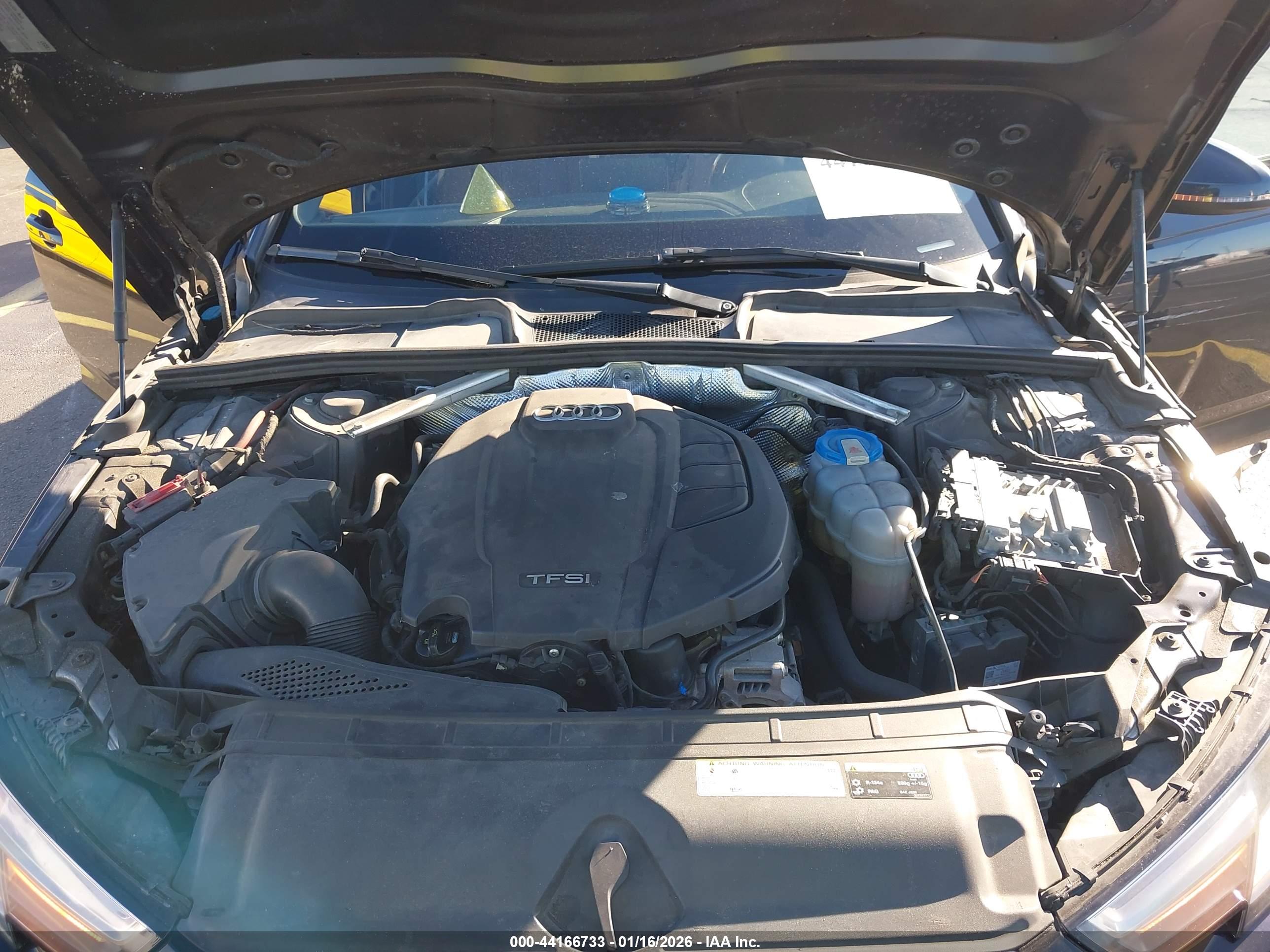 AUDI A4 image 10