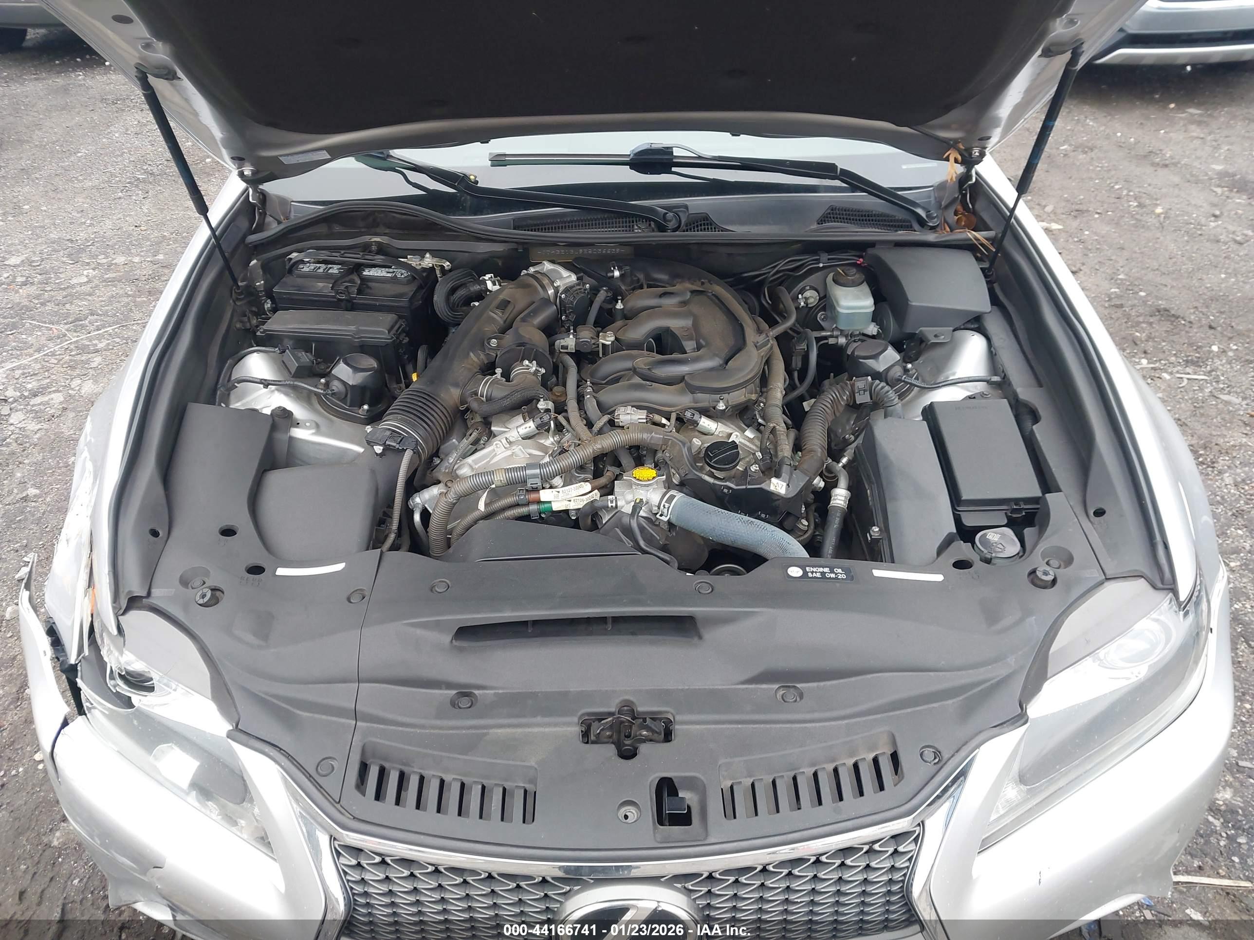 LEXUS GS image 10