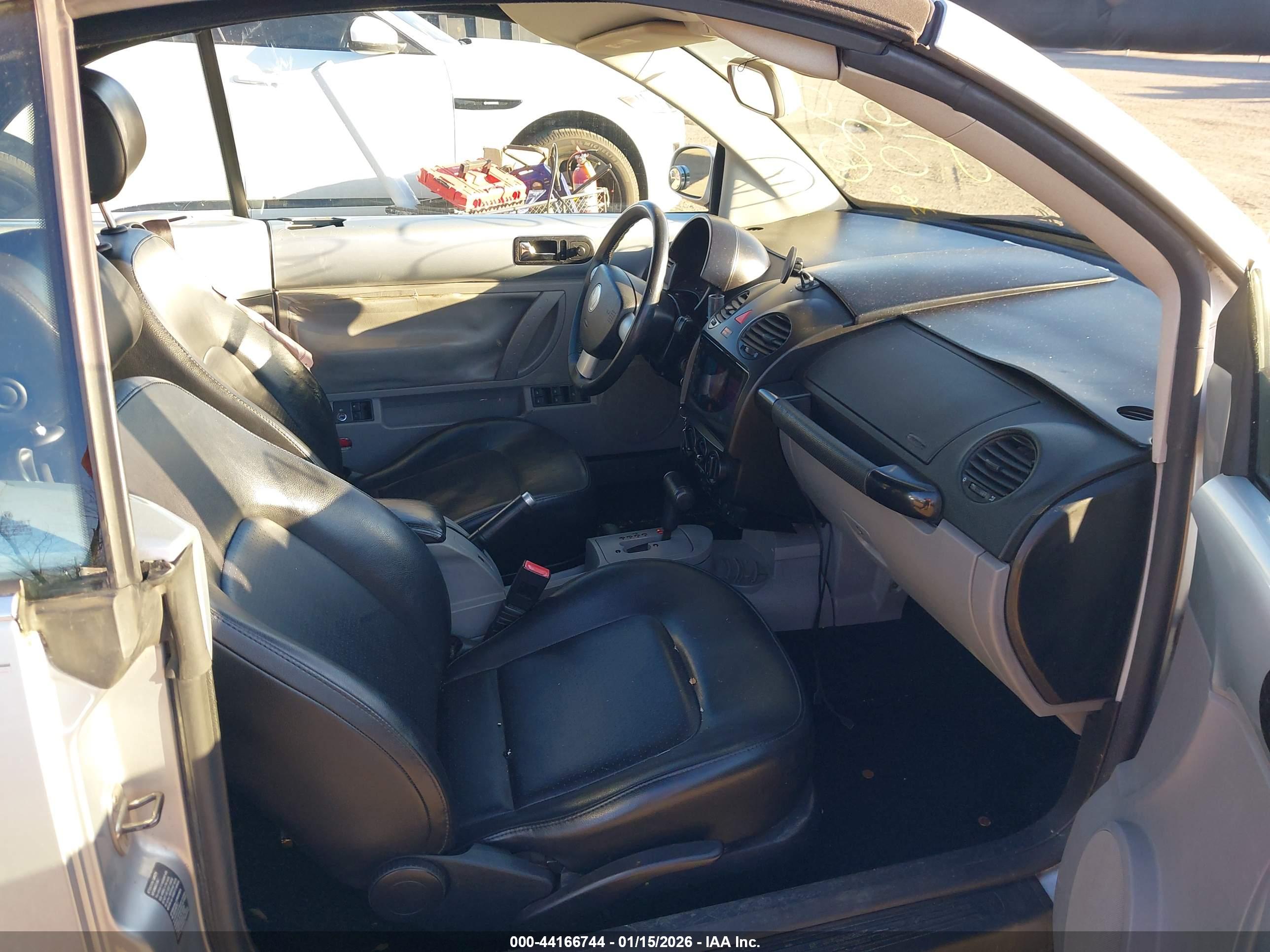 VOLKSWAGEN NEW image 5