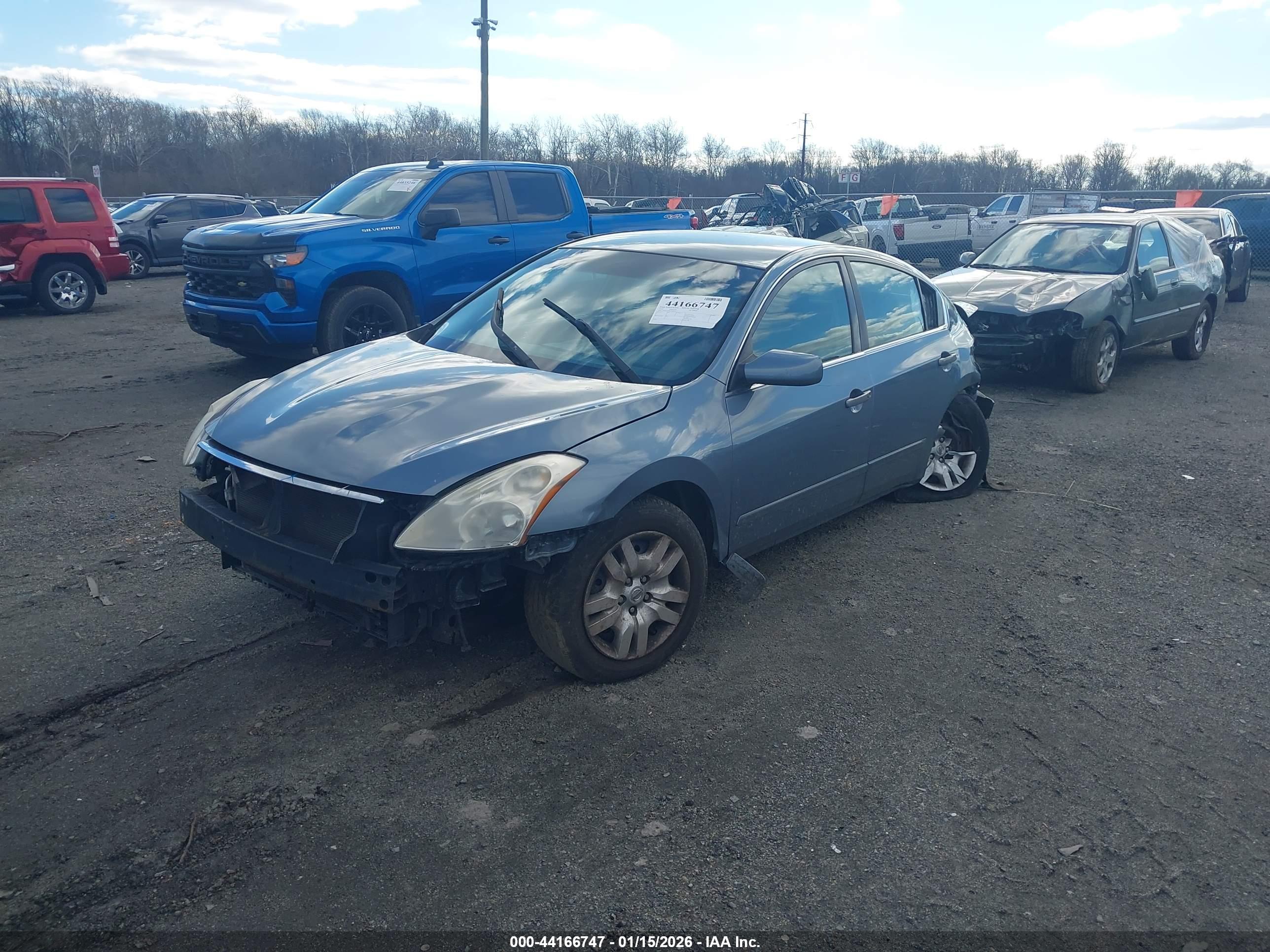 NISSAN ALTIMA image 2
