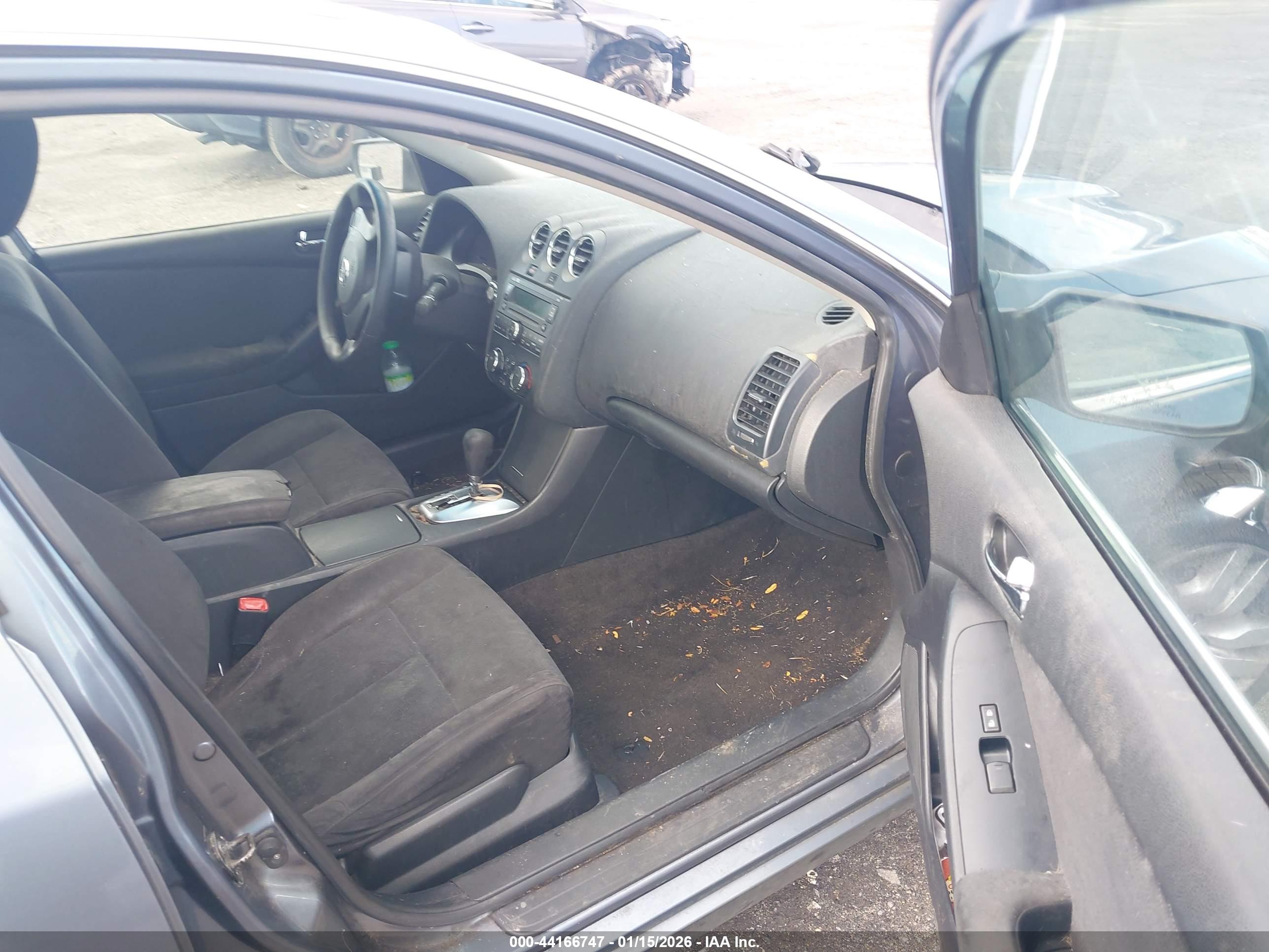 NISSAN ALTIMA image 5
