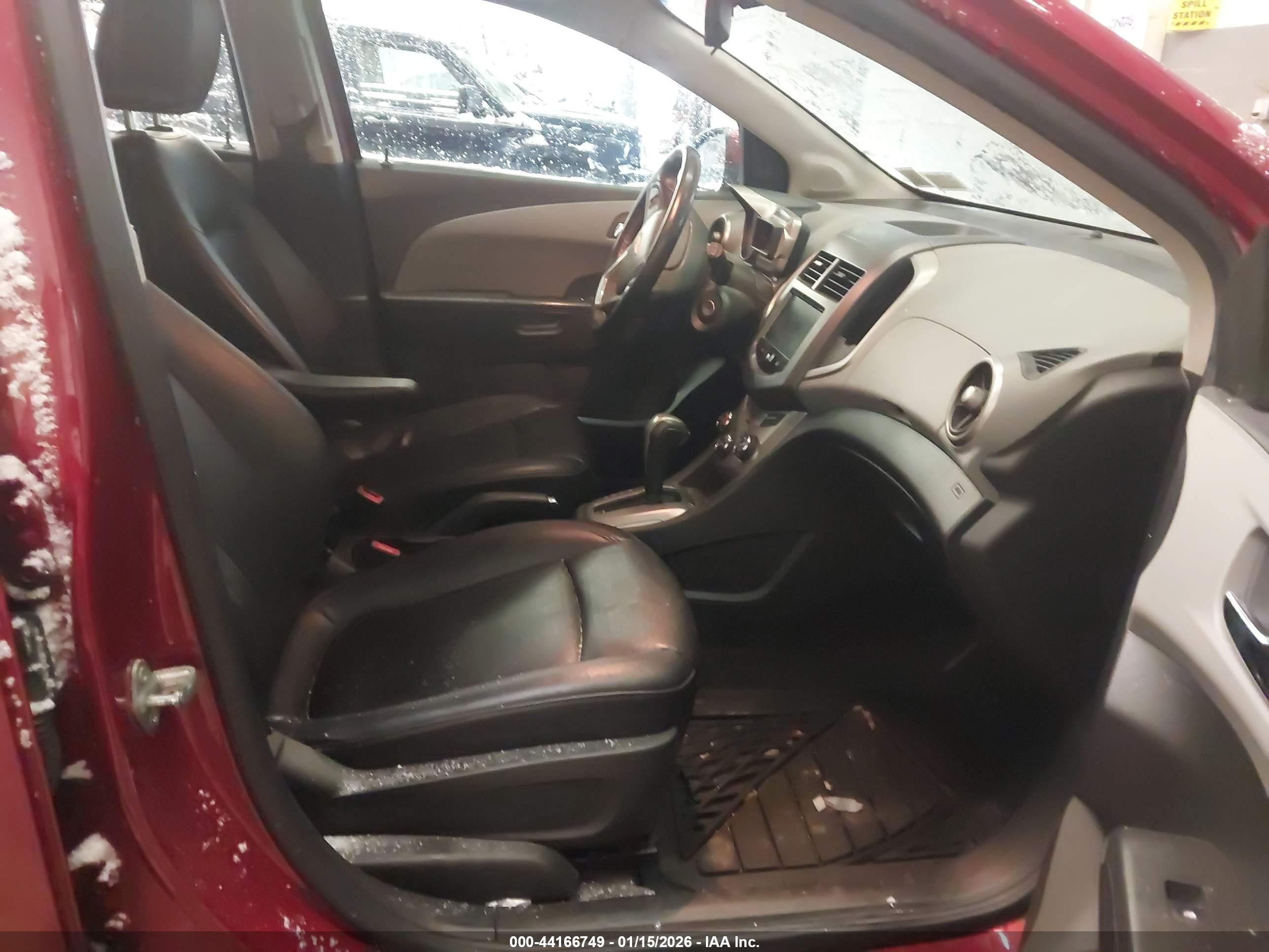 CHEVROLET SONIC image 5