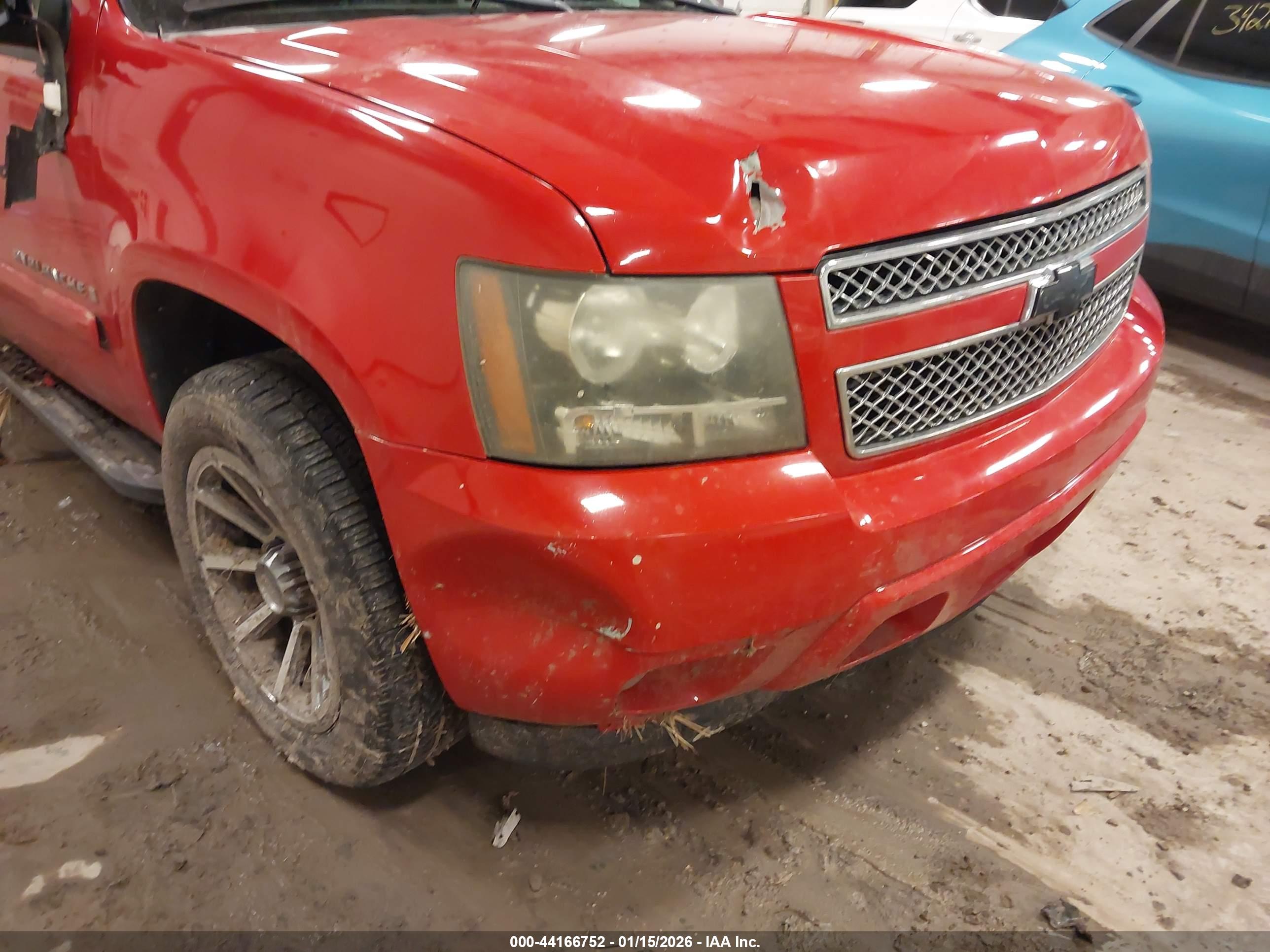 CHEVROLET AVALANCHE image 6