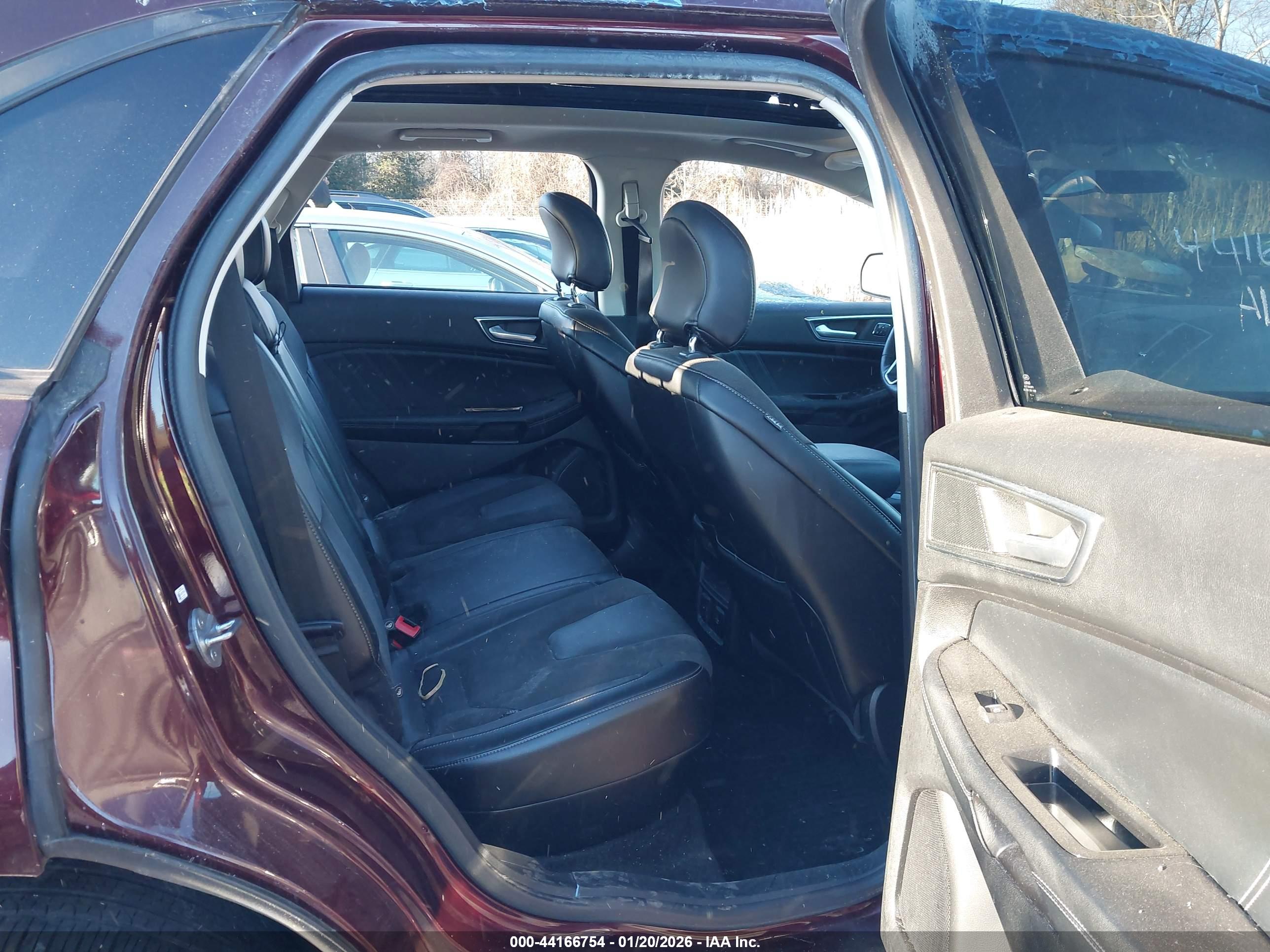 FORD EDGE image 8