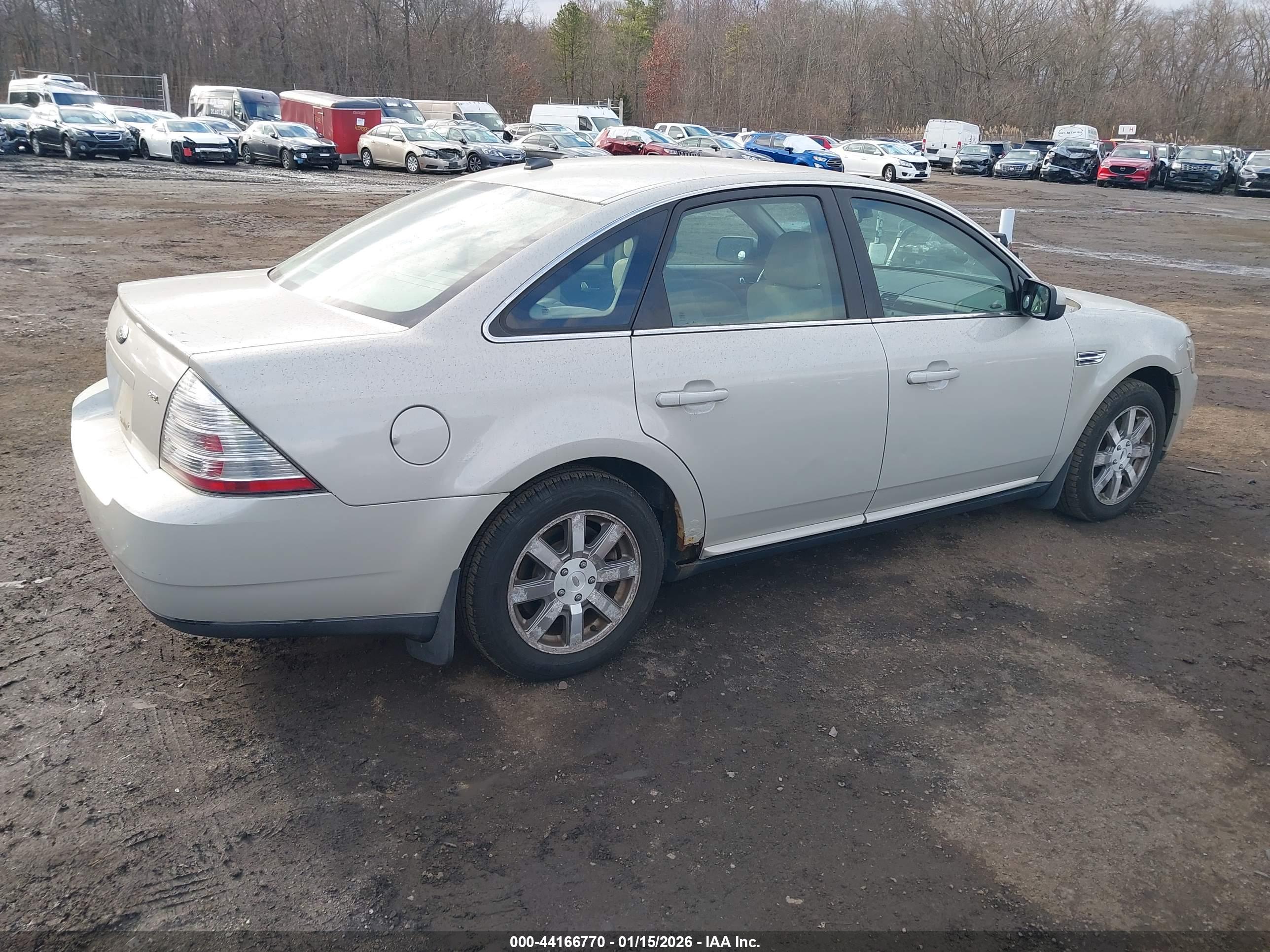 FORD TAURUS image 6