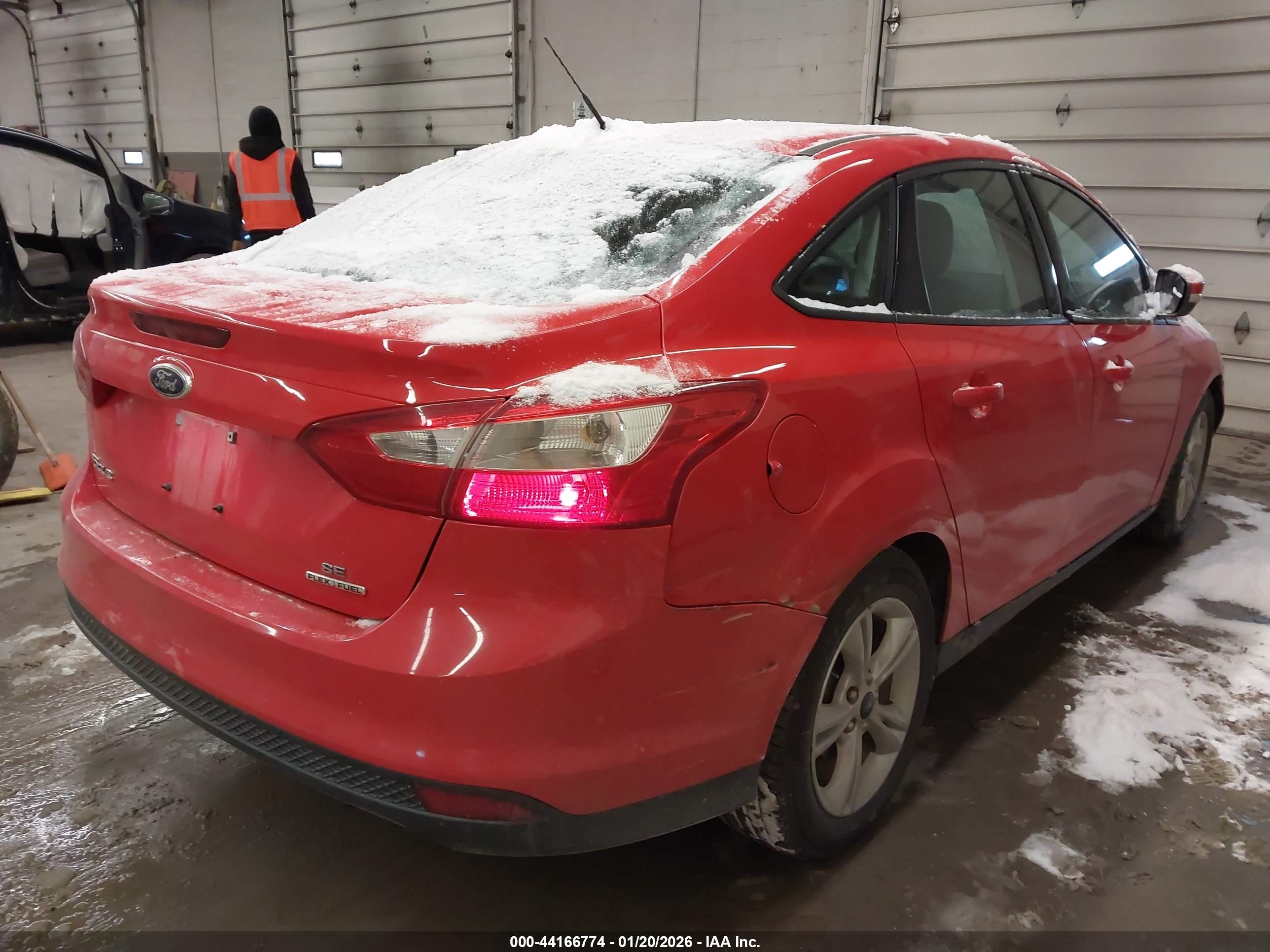 FORD FOCUS image 4