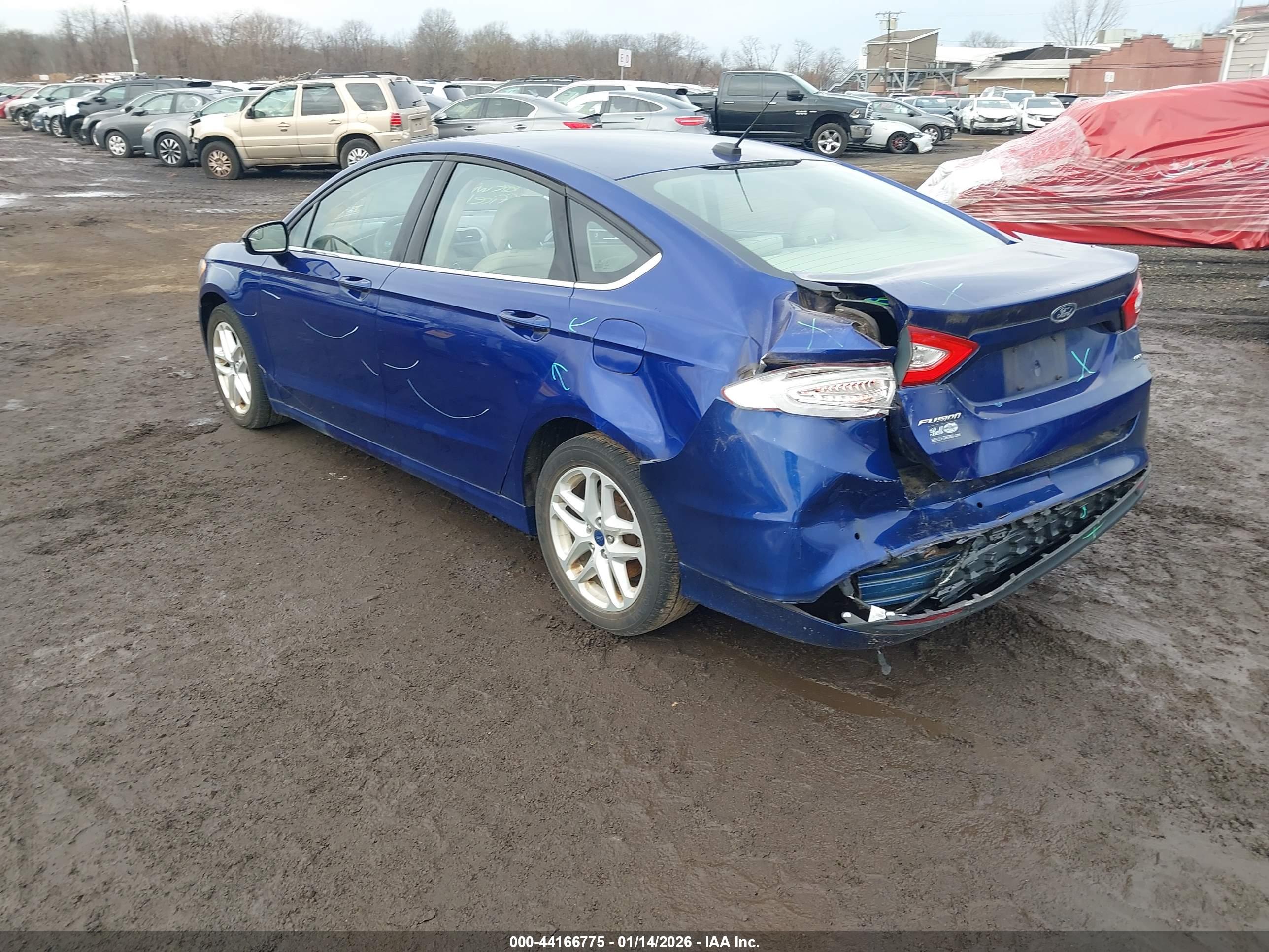 FORD FUSION image 3