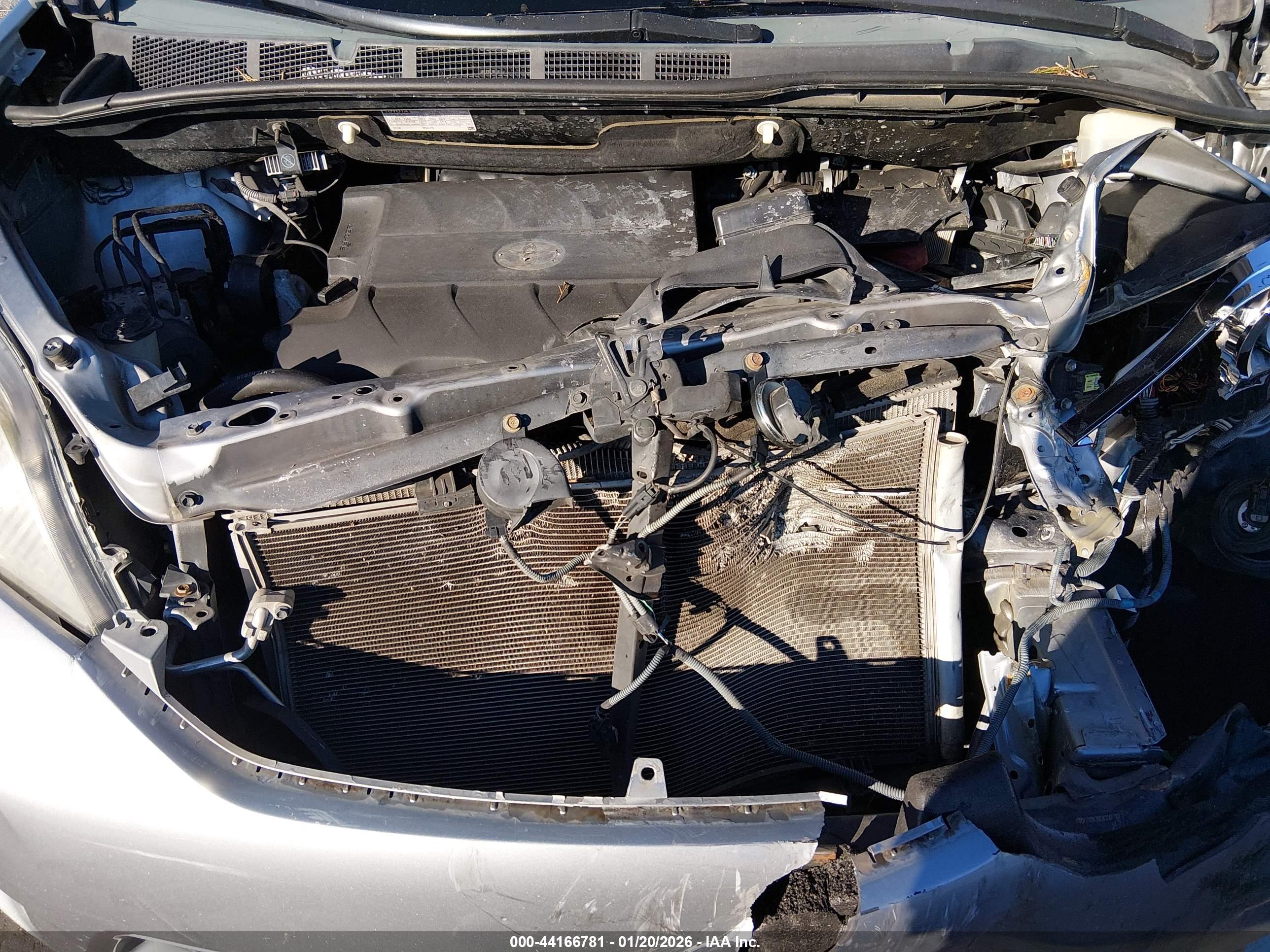 TOYOTA SIENNA image 10