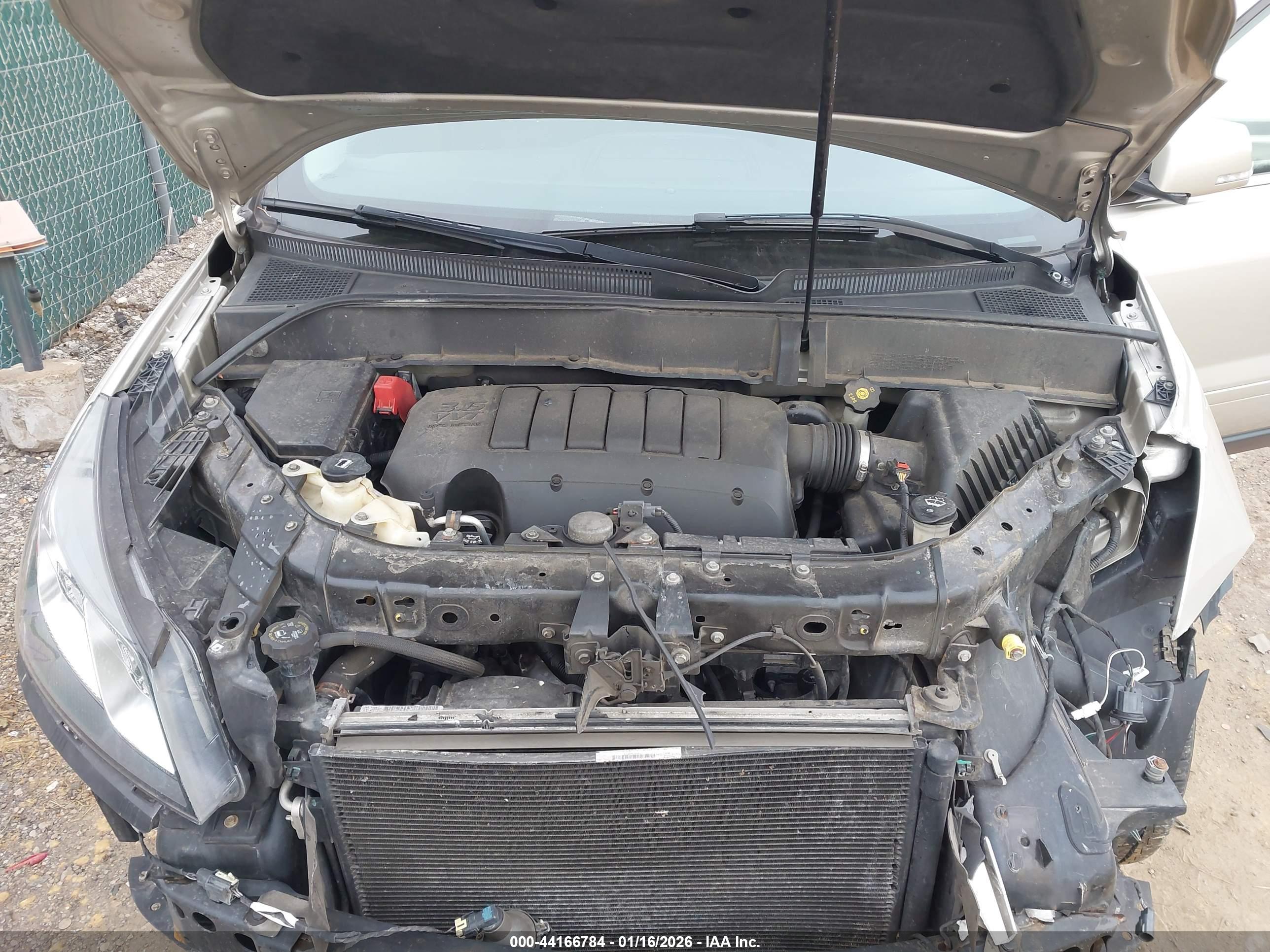 CHEVROLET TRAVERSE image 10