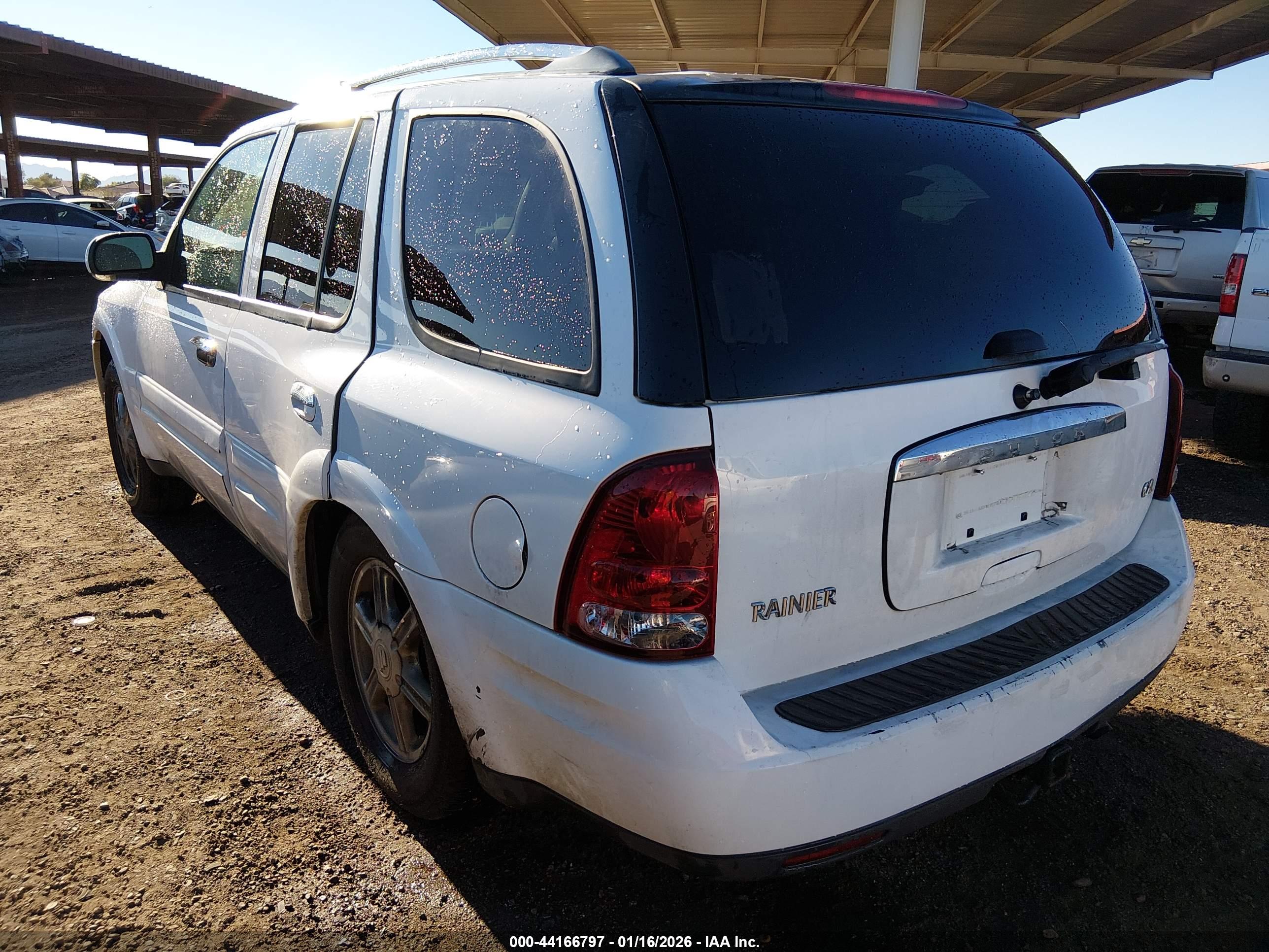 BUICK RAINIER image 3