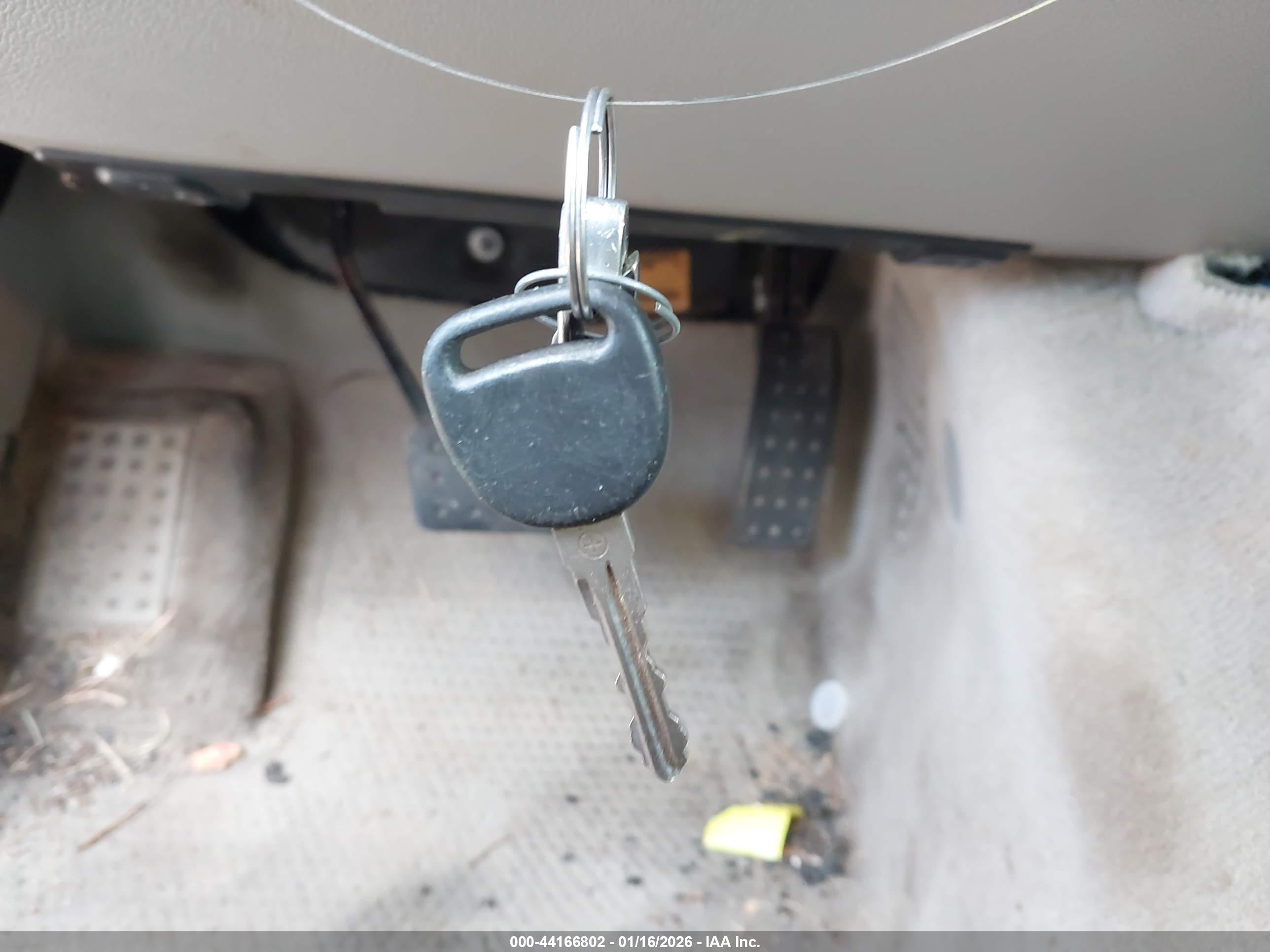 CADILLAC SRX image 11