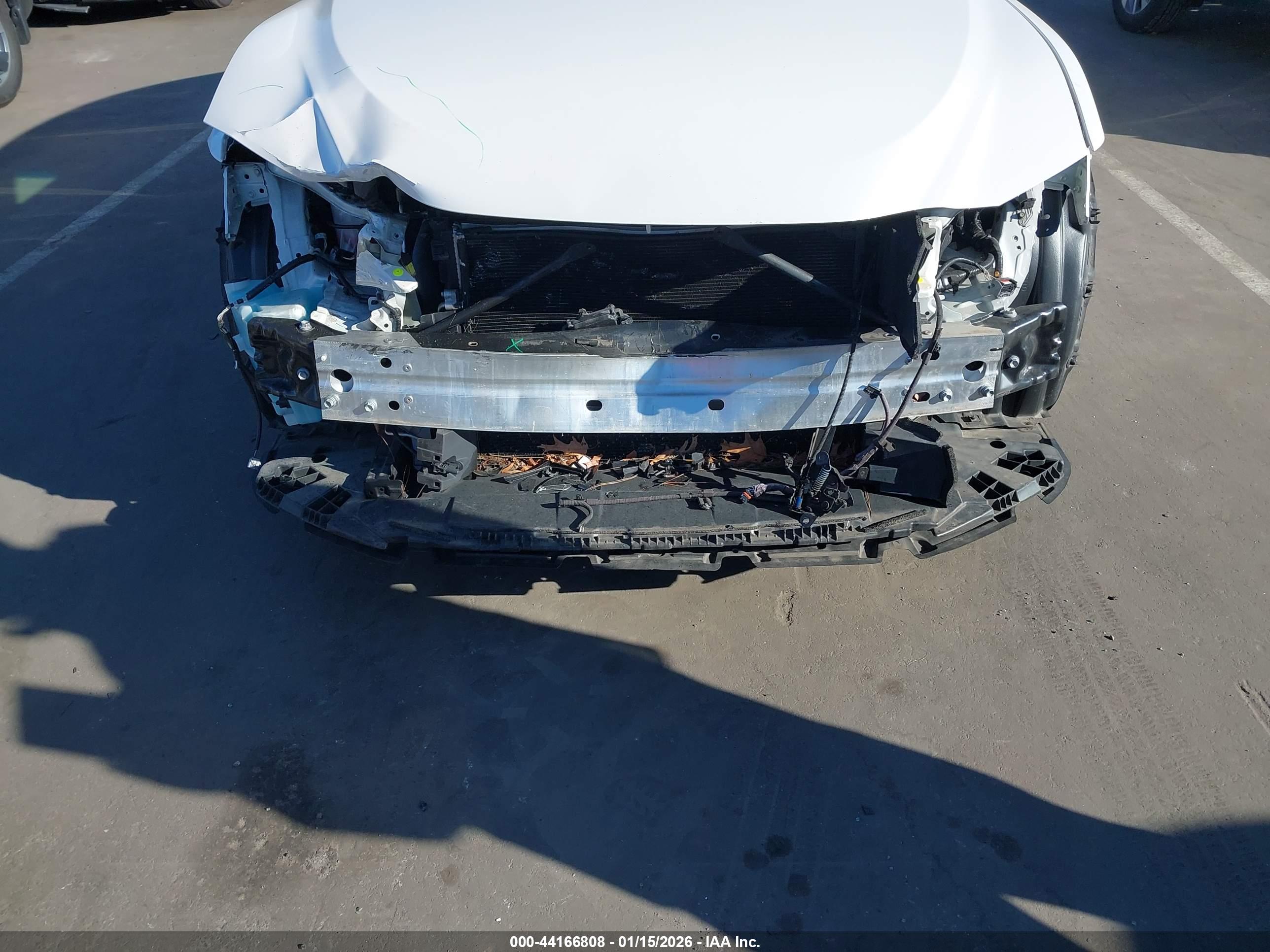 LEXUS ES image 6