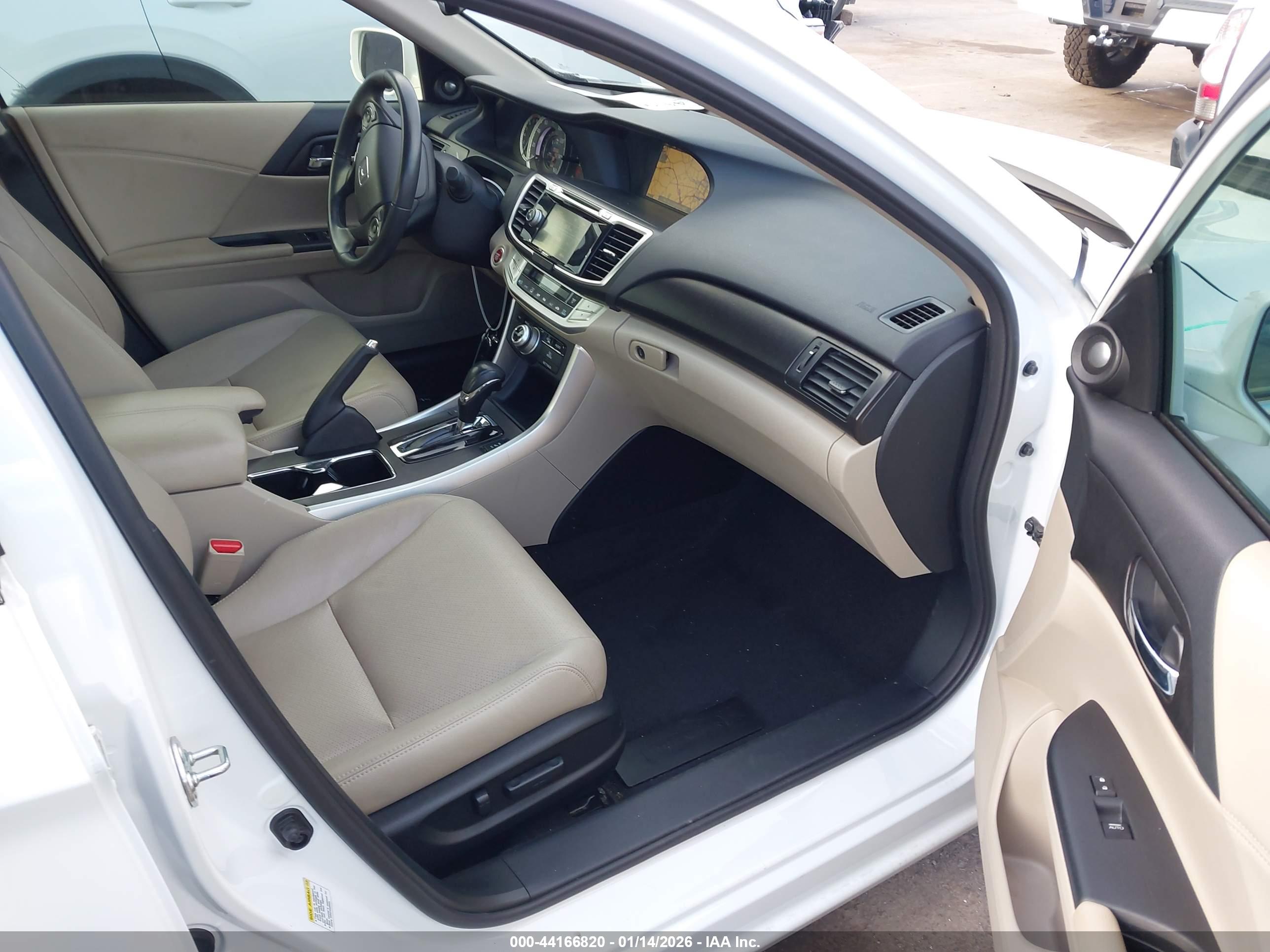 HONDA ACCORD image 5
