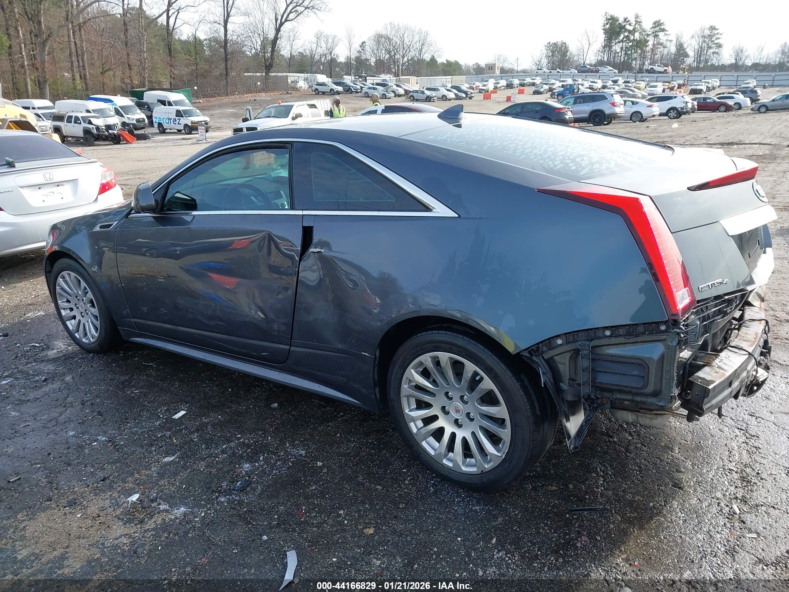CADILLAC CTS image 3