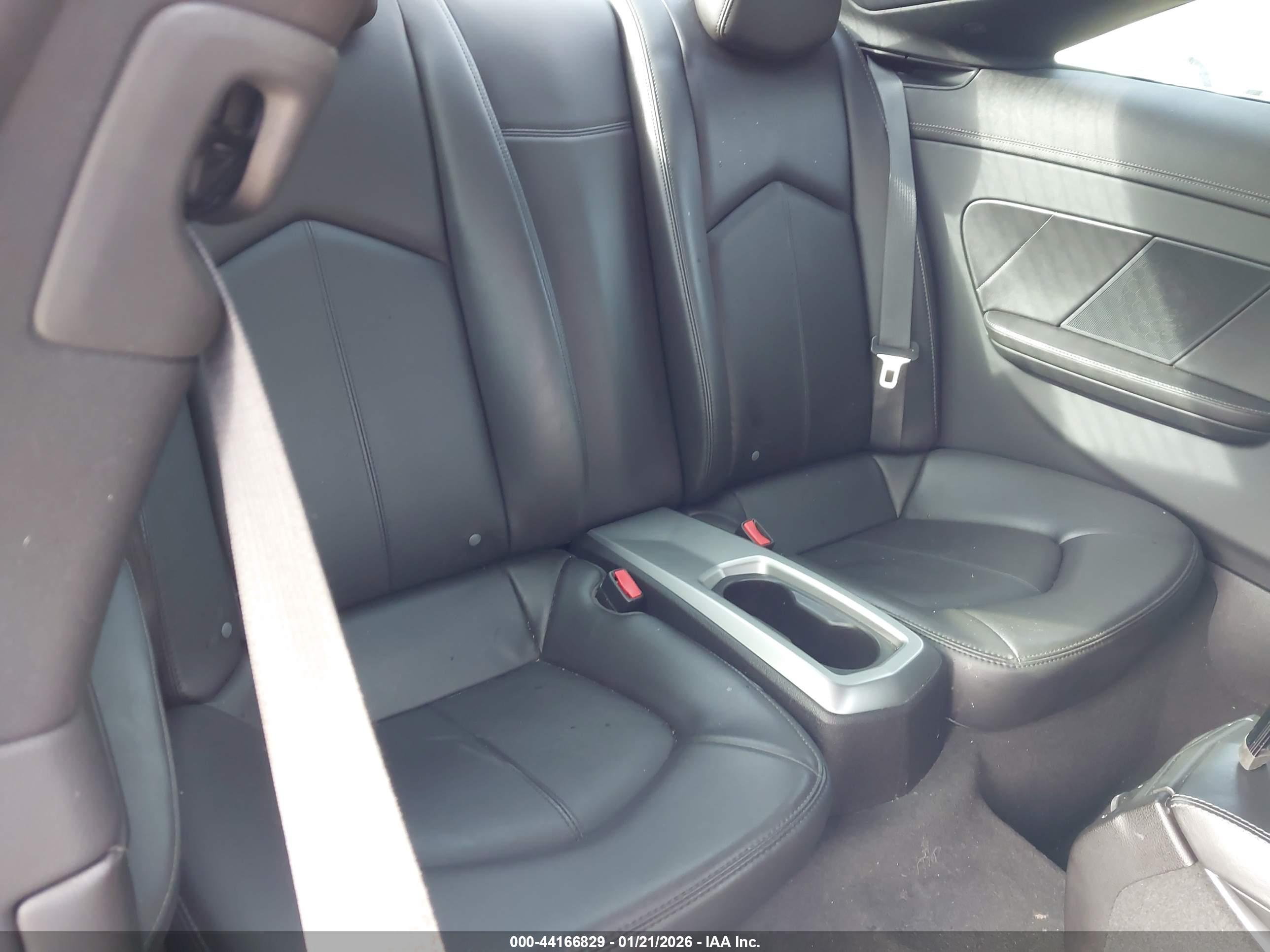 CADILLAC CTS image 8
