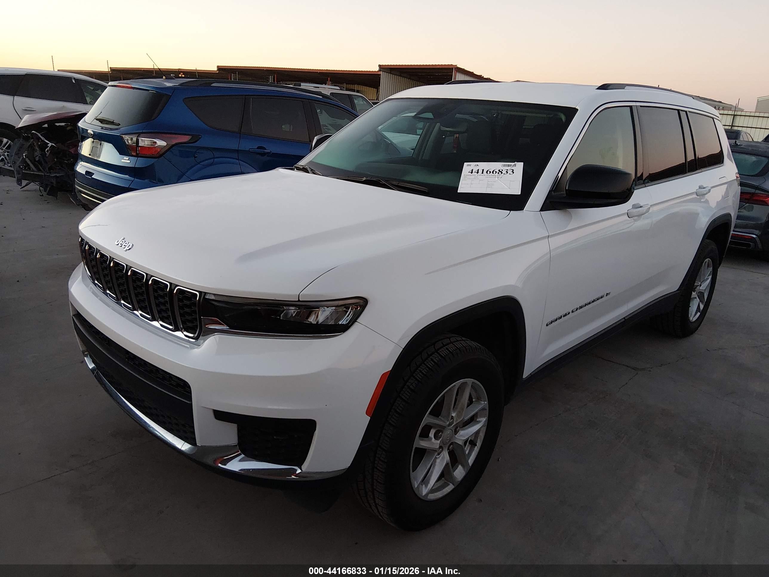 JEEP GRAND image 2
