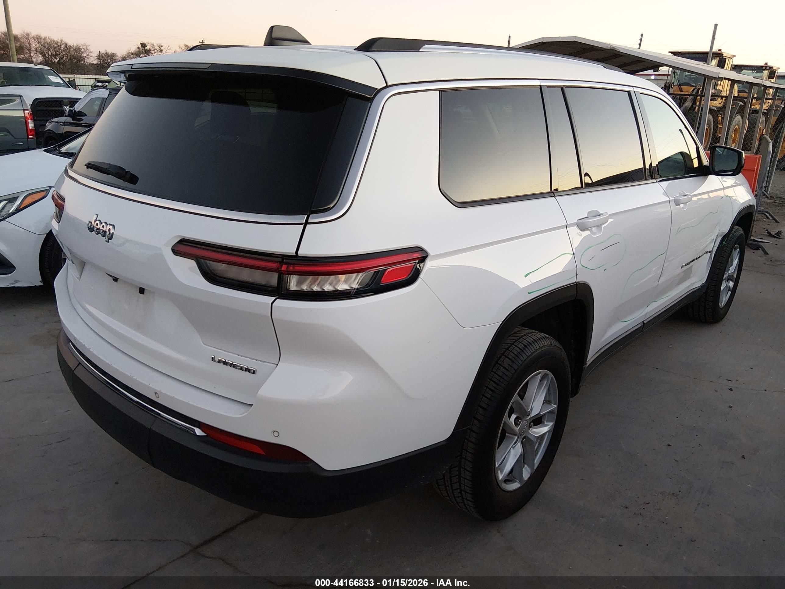 JEEP GRAND image 4