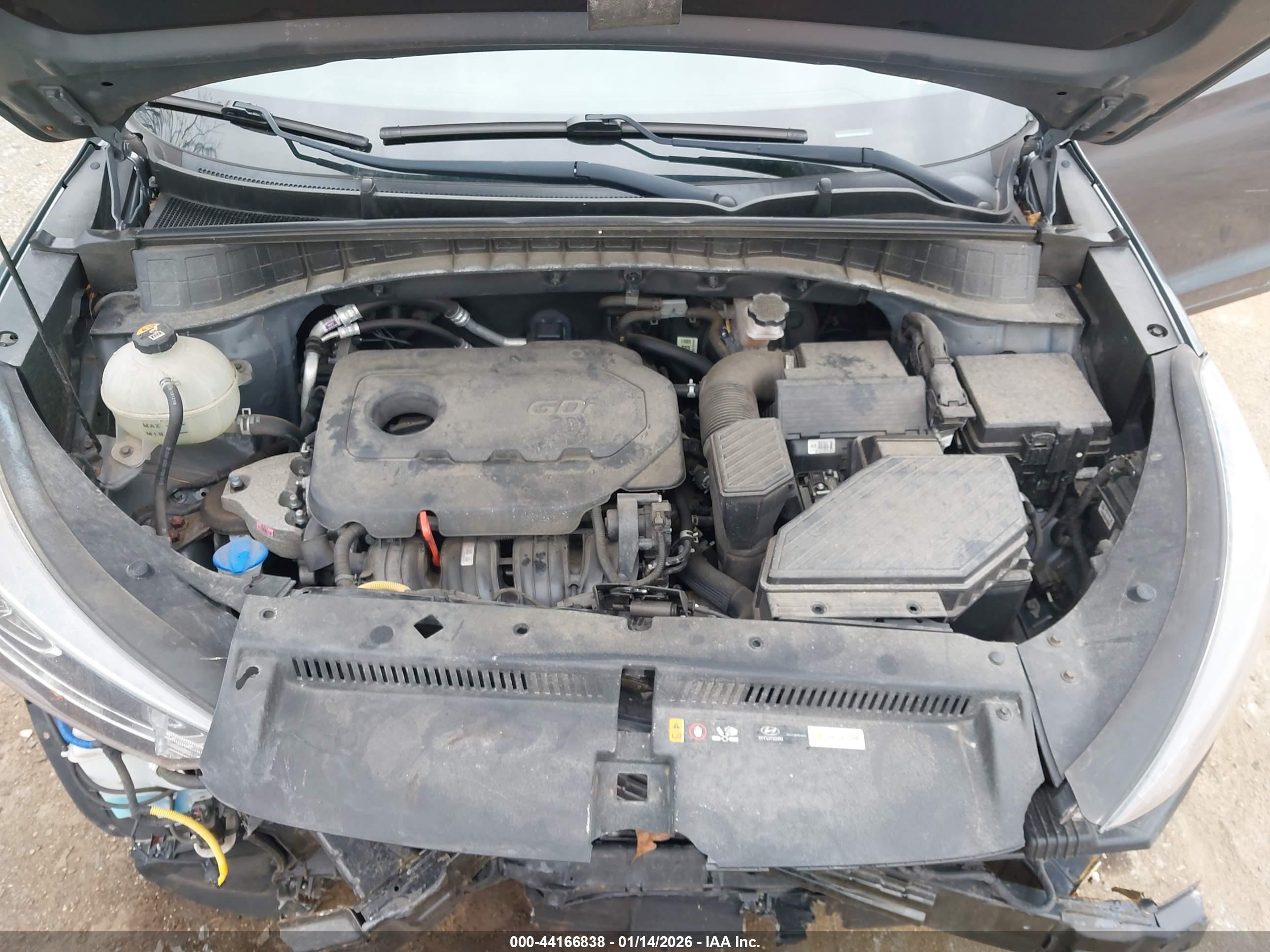 HYUNDAI TUCSON image 10