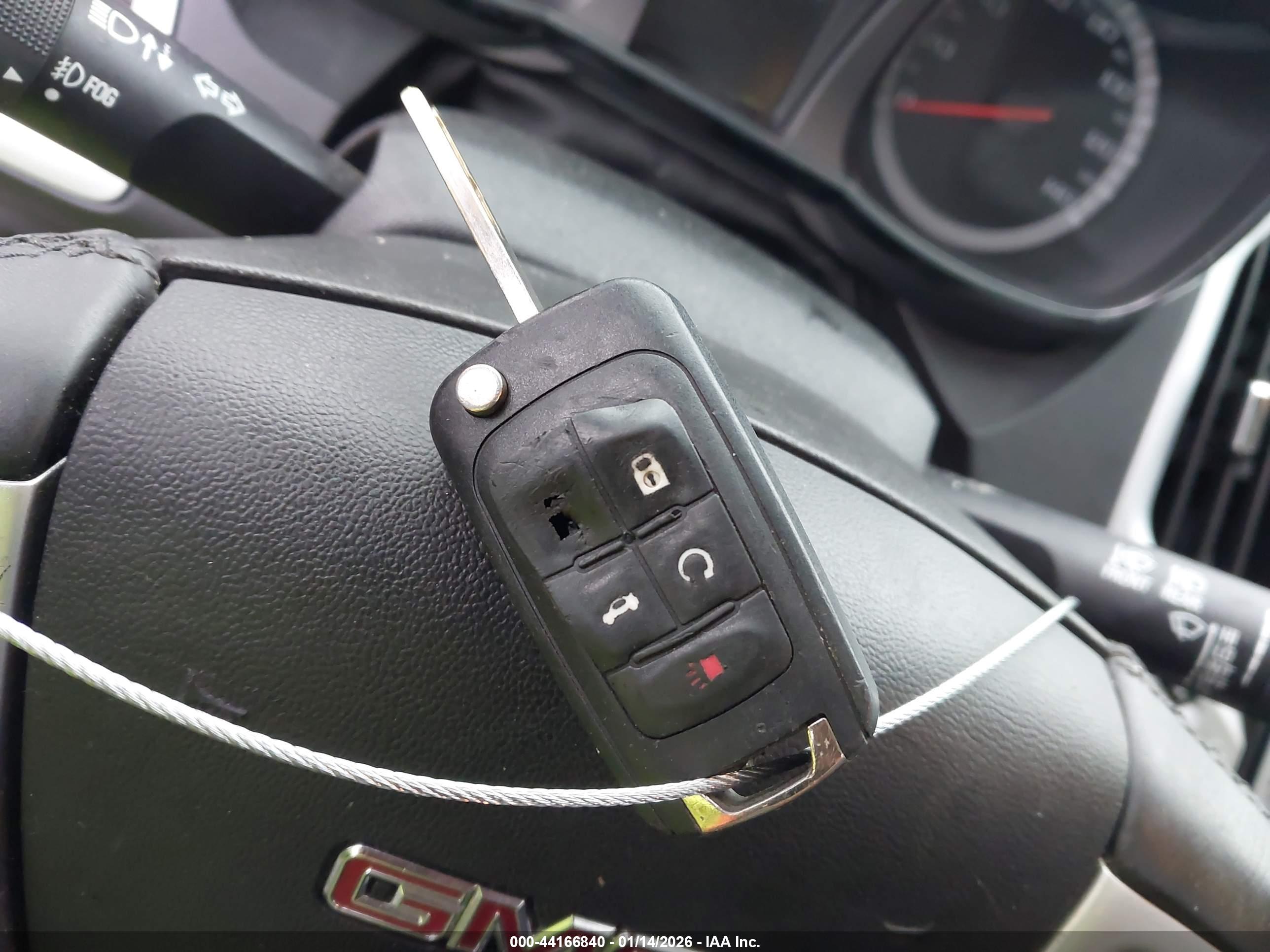 GMC TERRAIN image 11