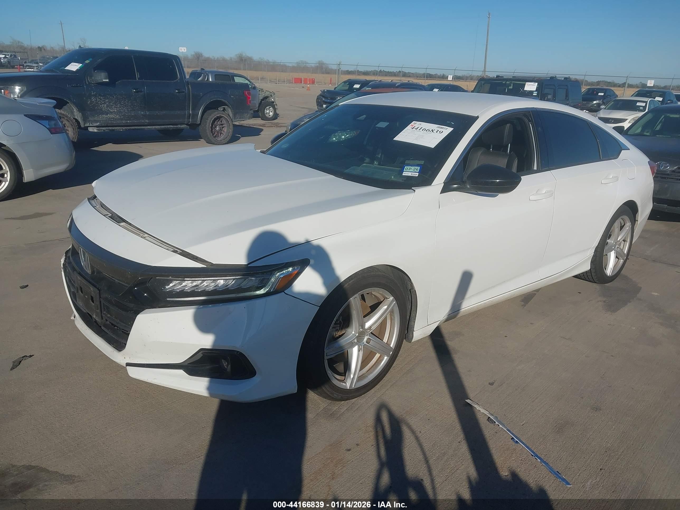 HONDA ACCORD image 2