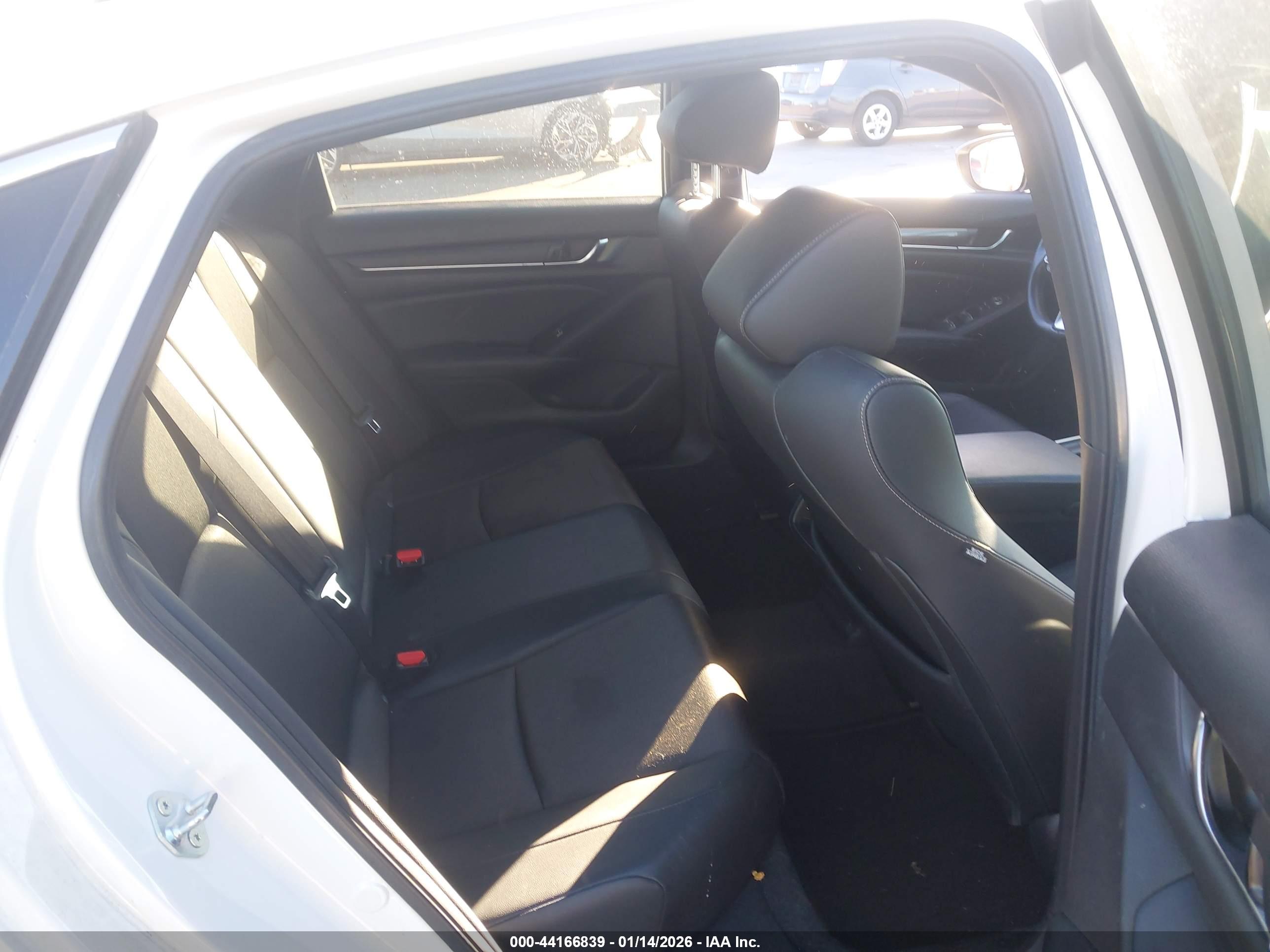 HONDA ACCORD image 8
