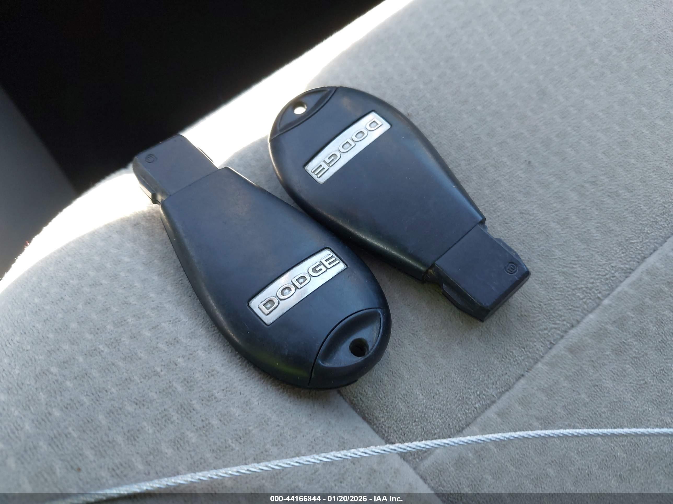 DODGE GRAND image 11
