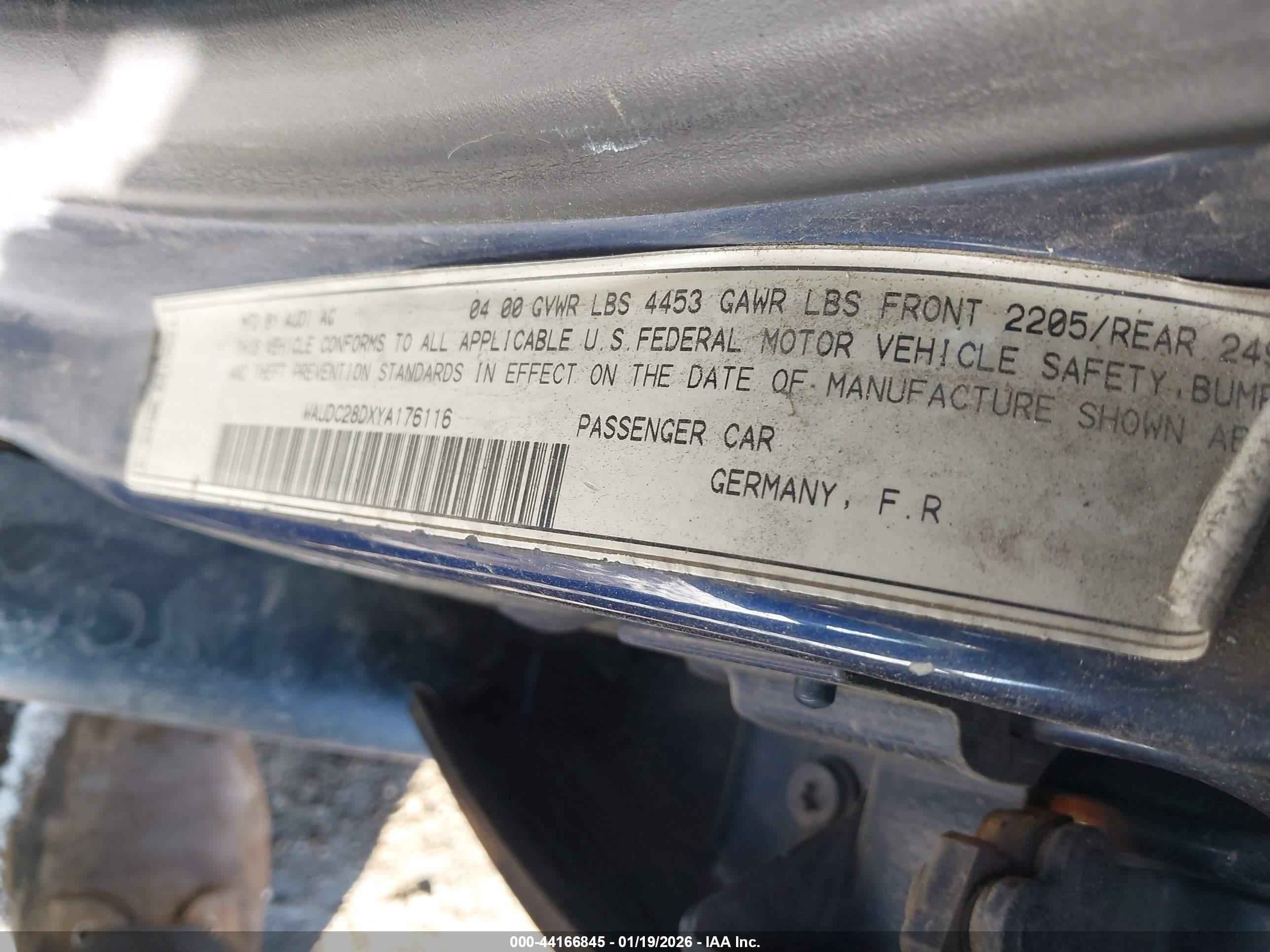 AUDI A4 image 9