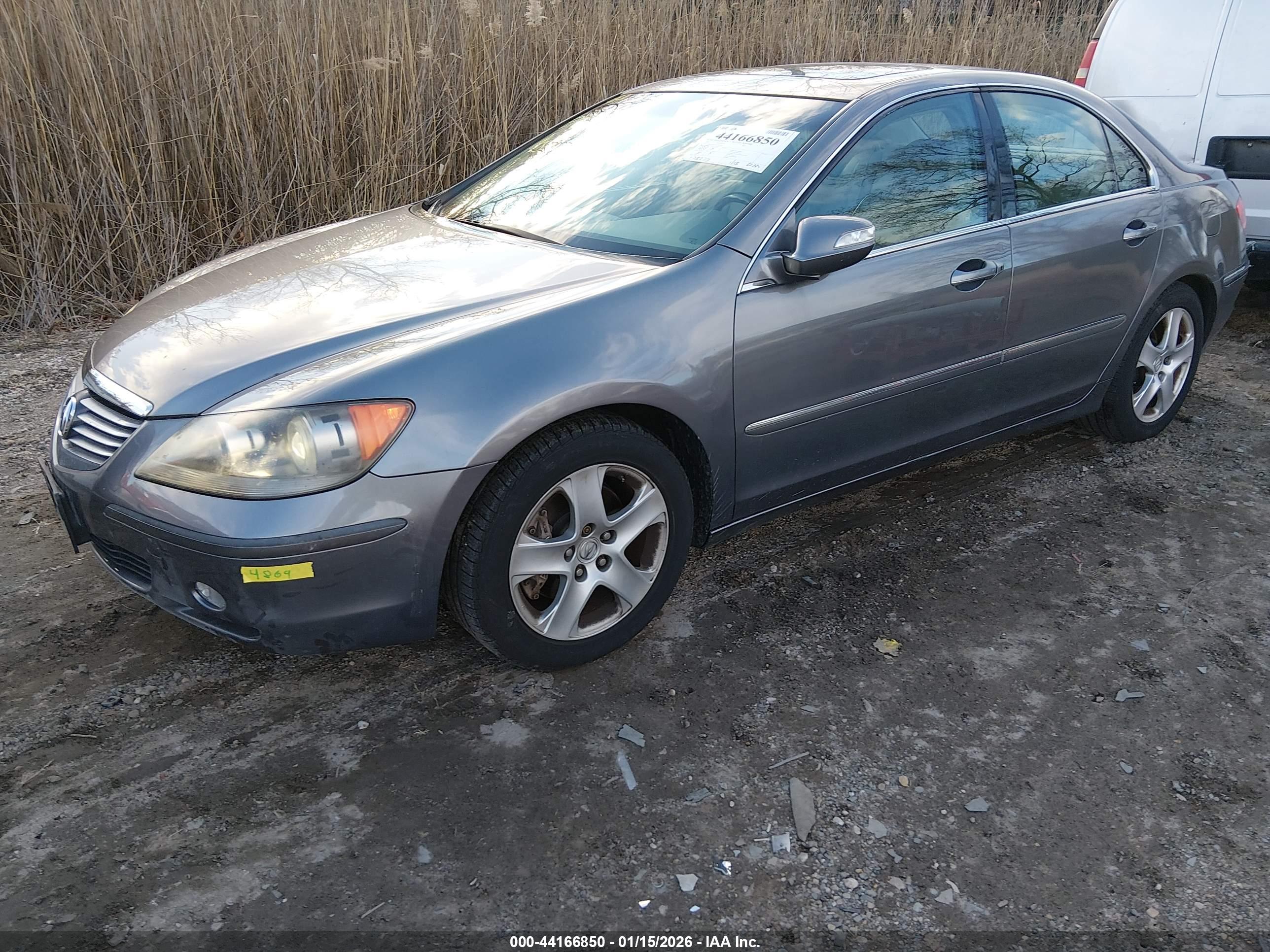 ACURA RL image 2