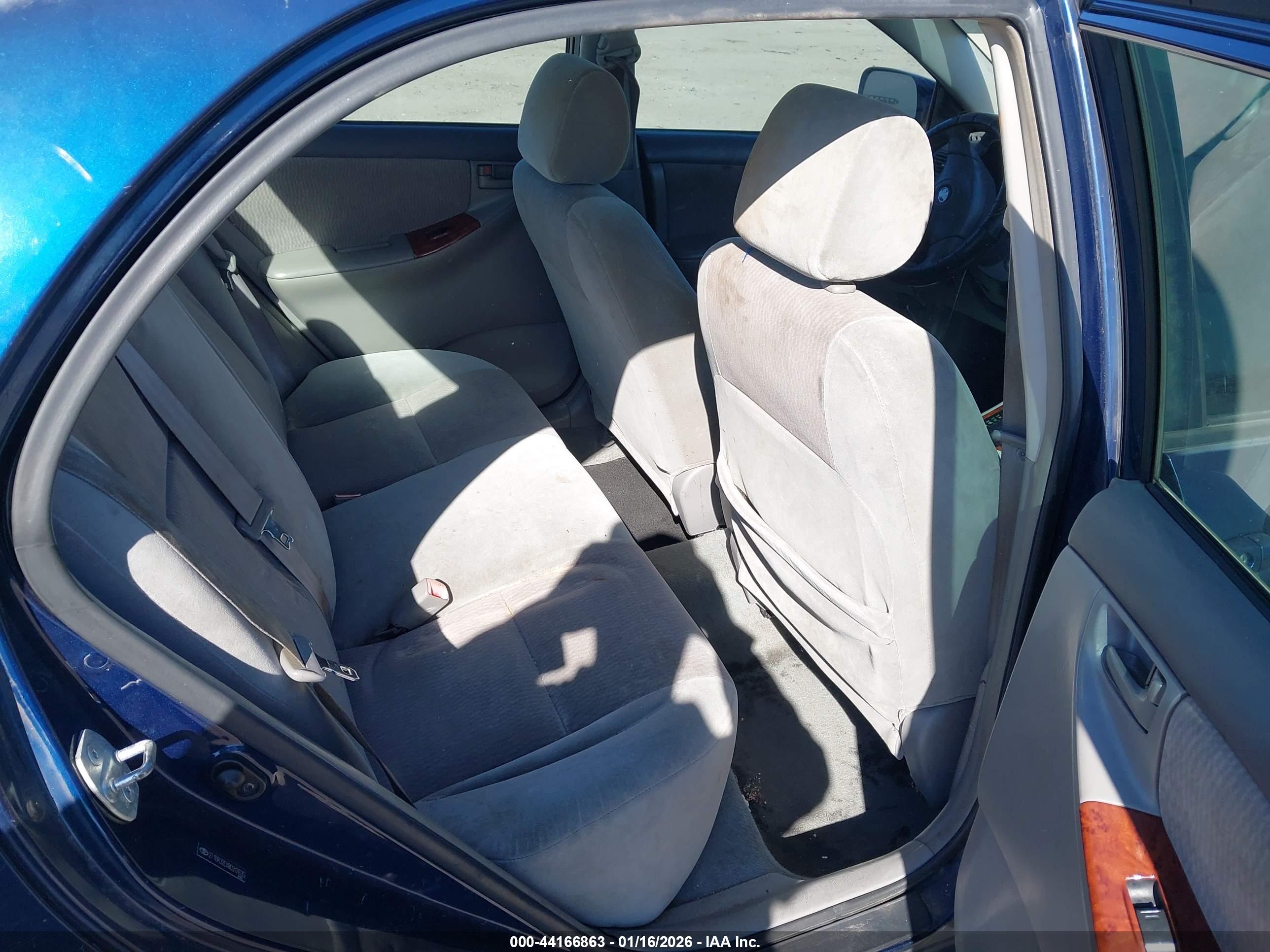 TOYOTA COROLLA image 8