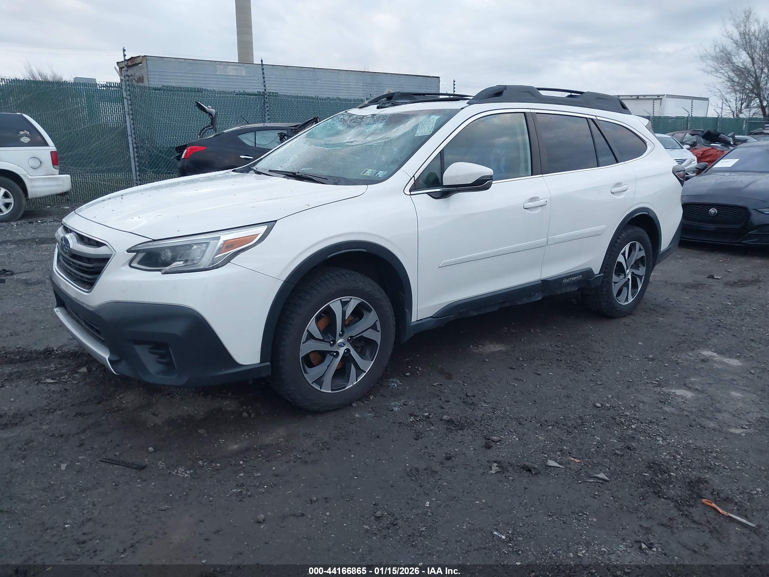 SUBARU OUTBACK image 2