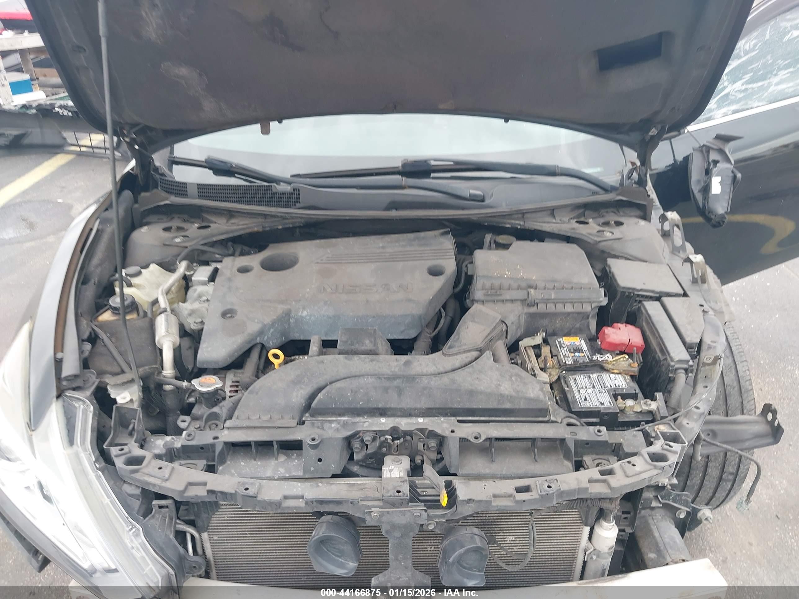 NISSAN ALTIMA image 10