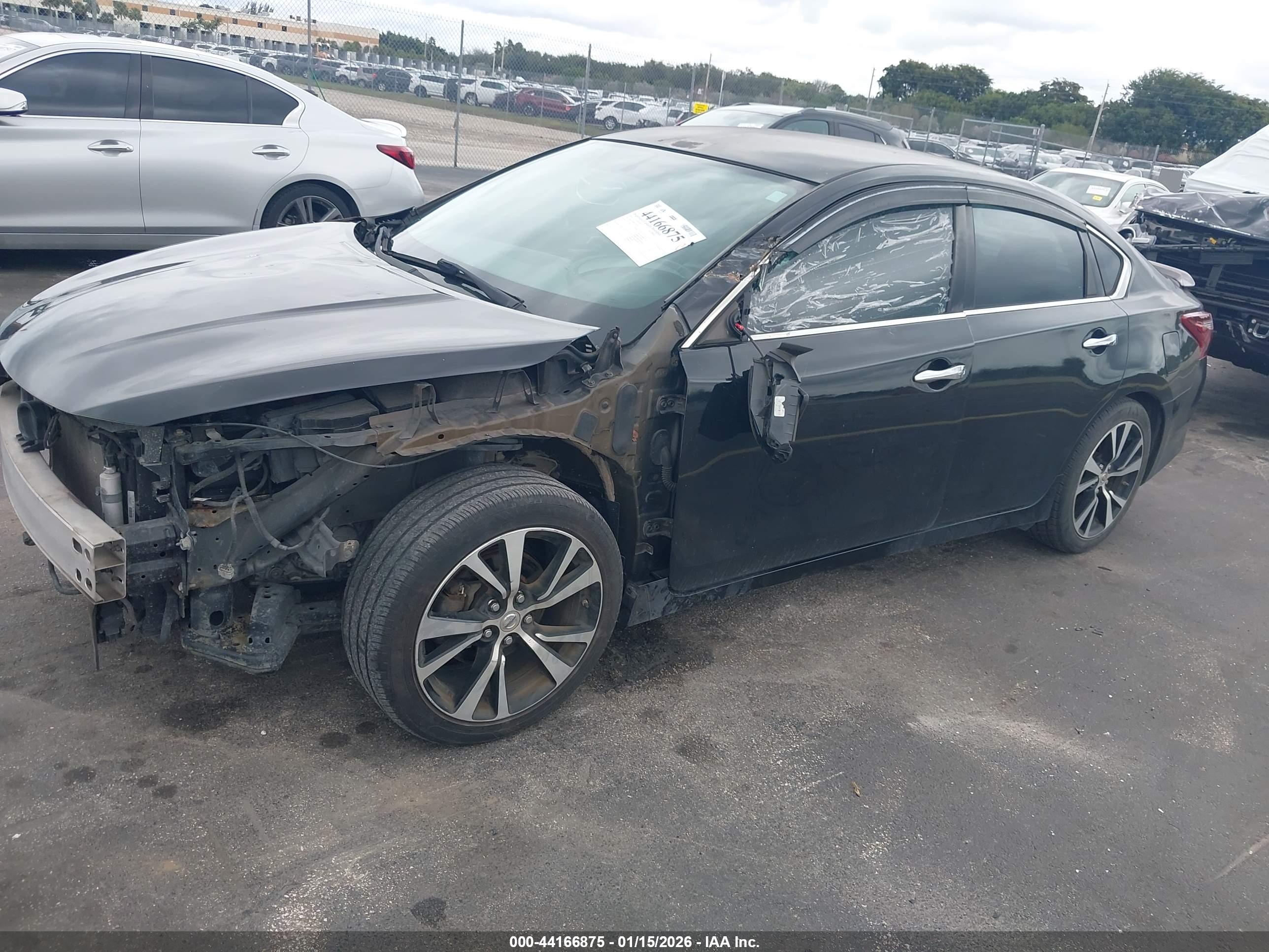 NISSAN ALTIMA image 6