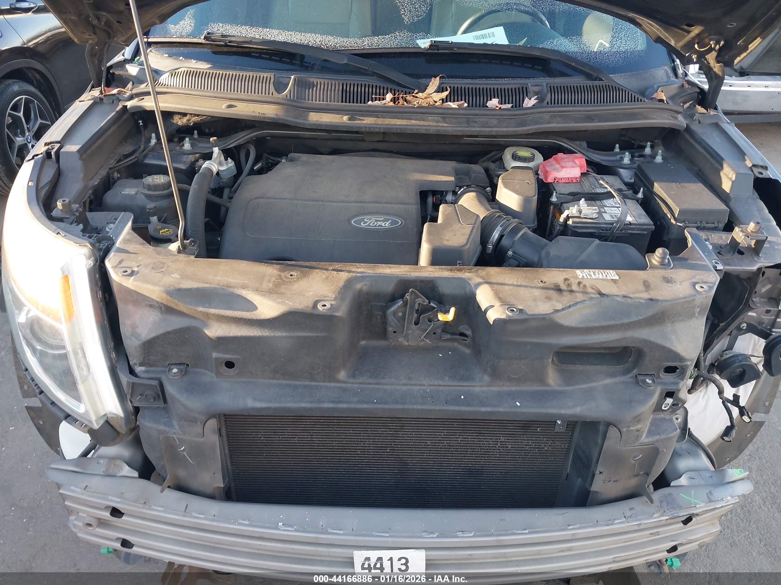 FORD EXPLORER image 10
