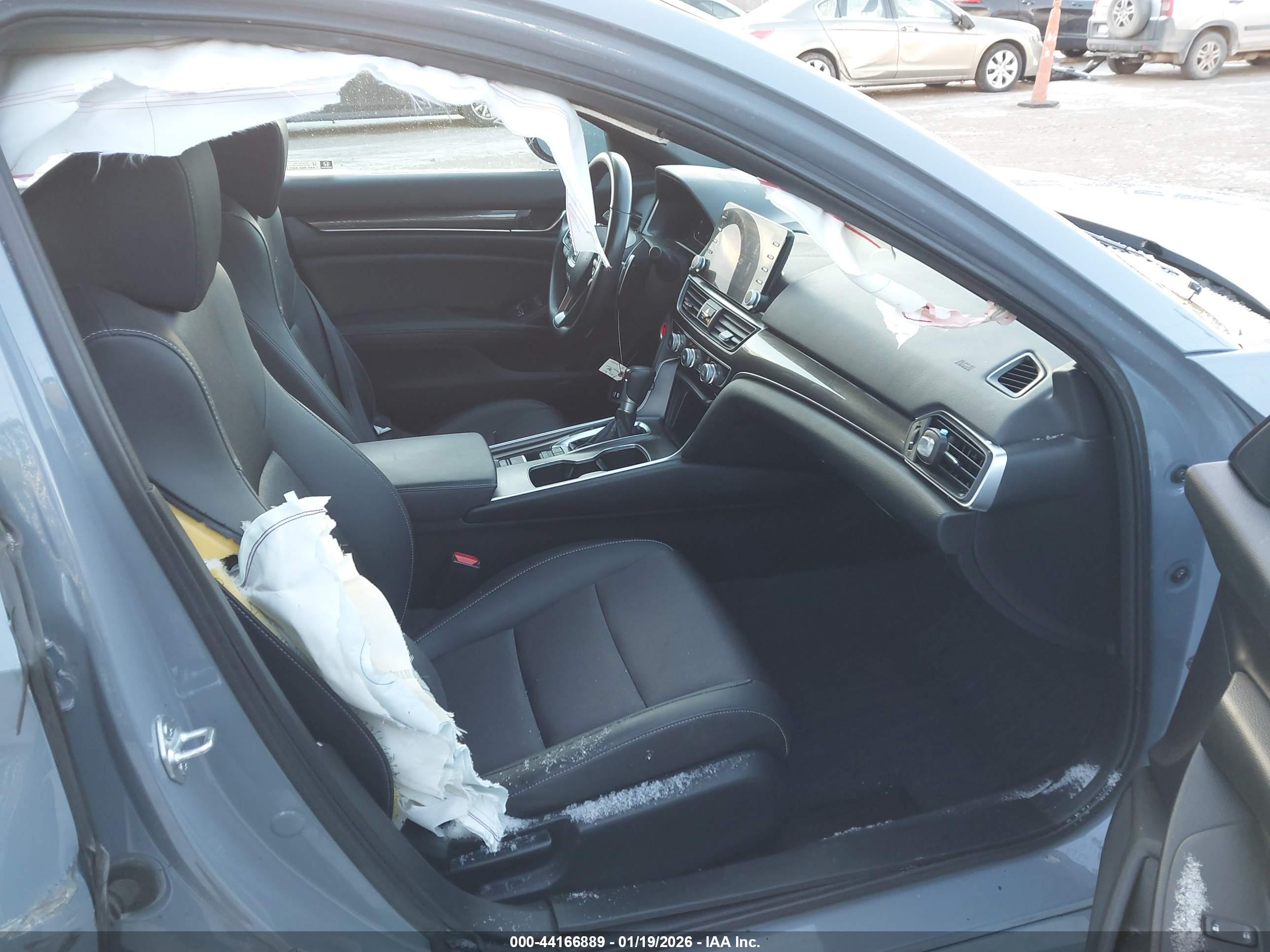 HONDA ACCORD image 5