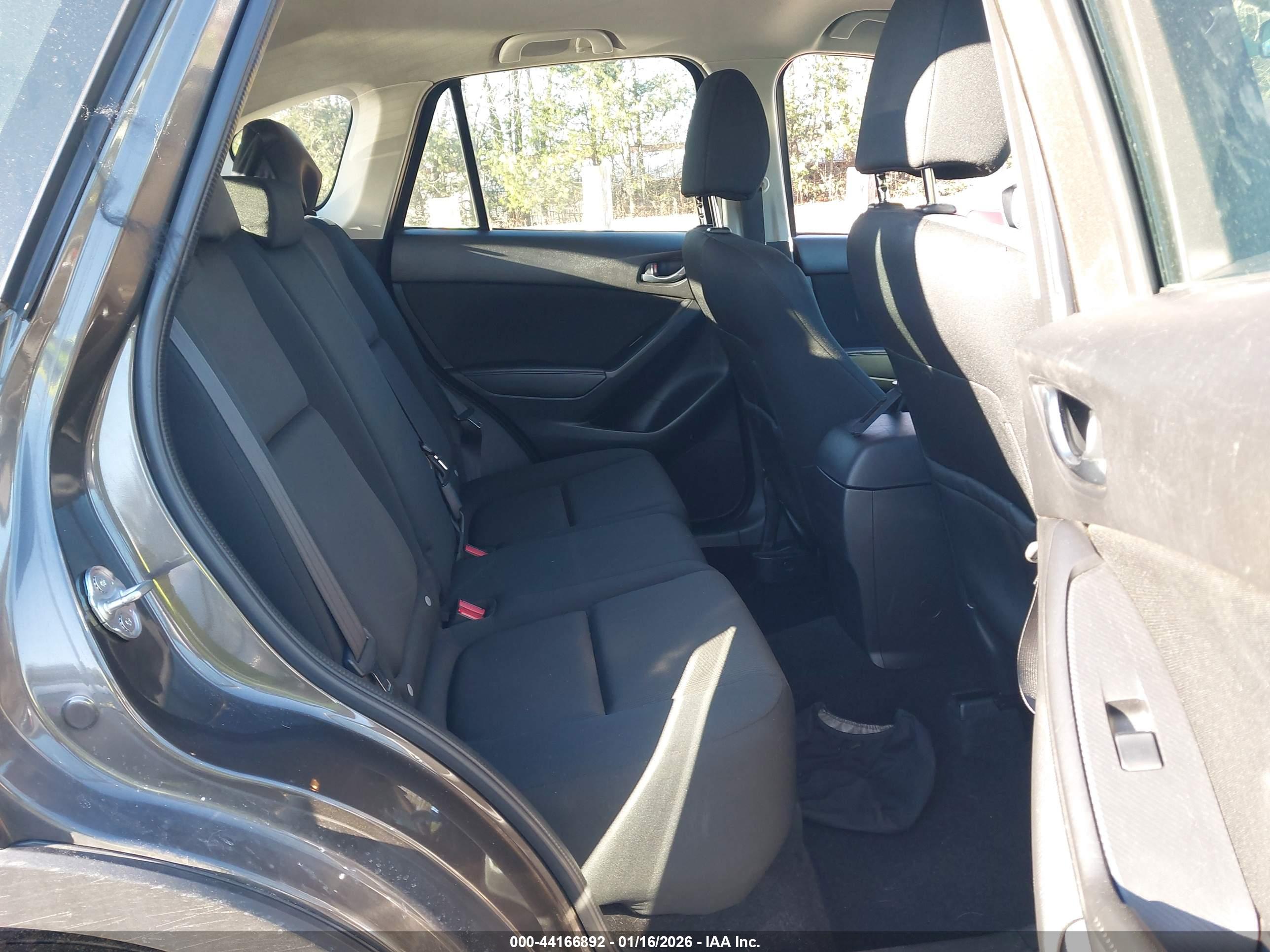MAZDA CX-5 image 8