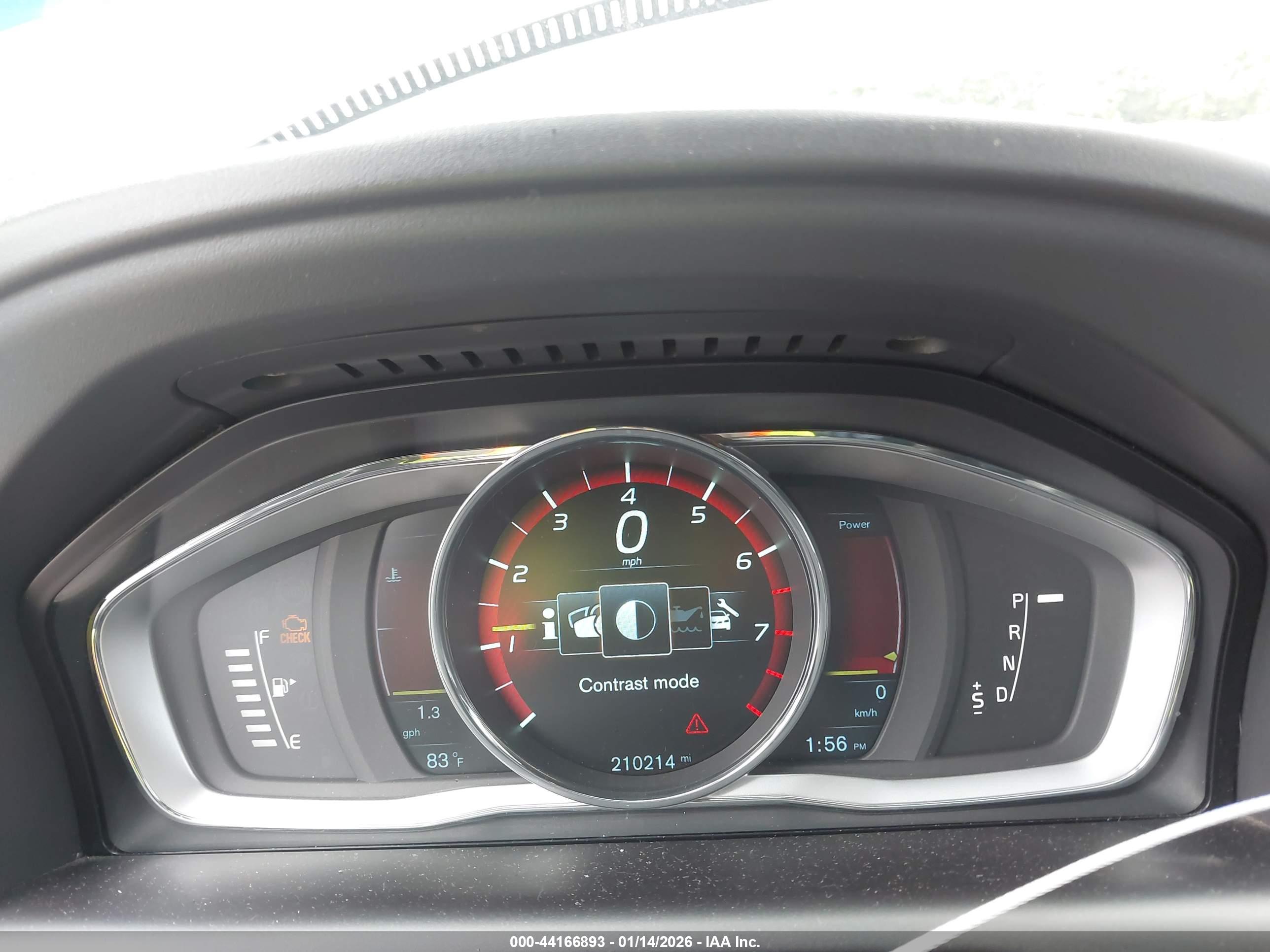 VOLVO XC60 image 7