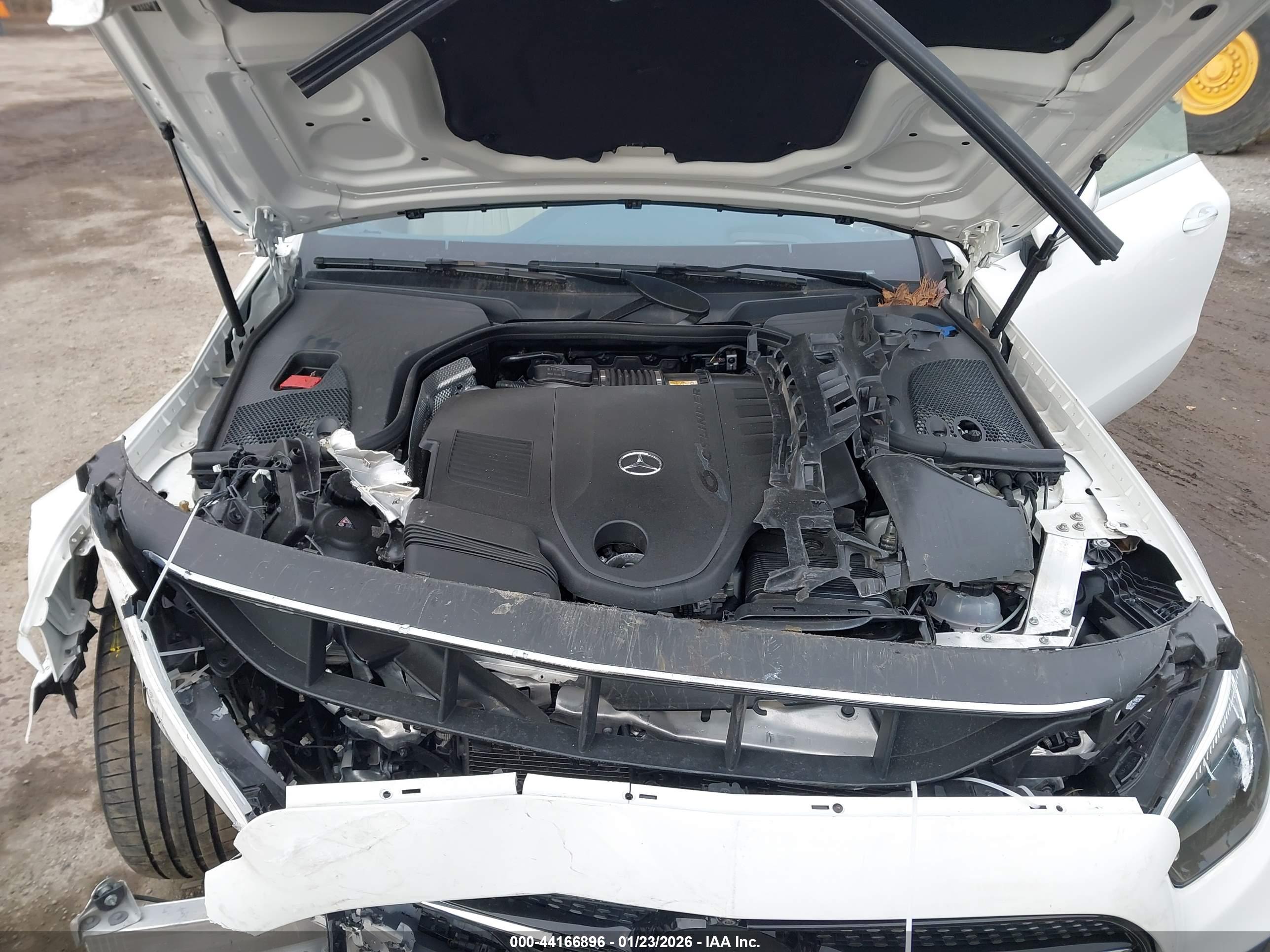 MERCEDES-BENZ E image 10