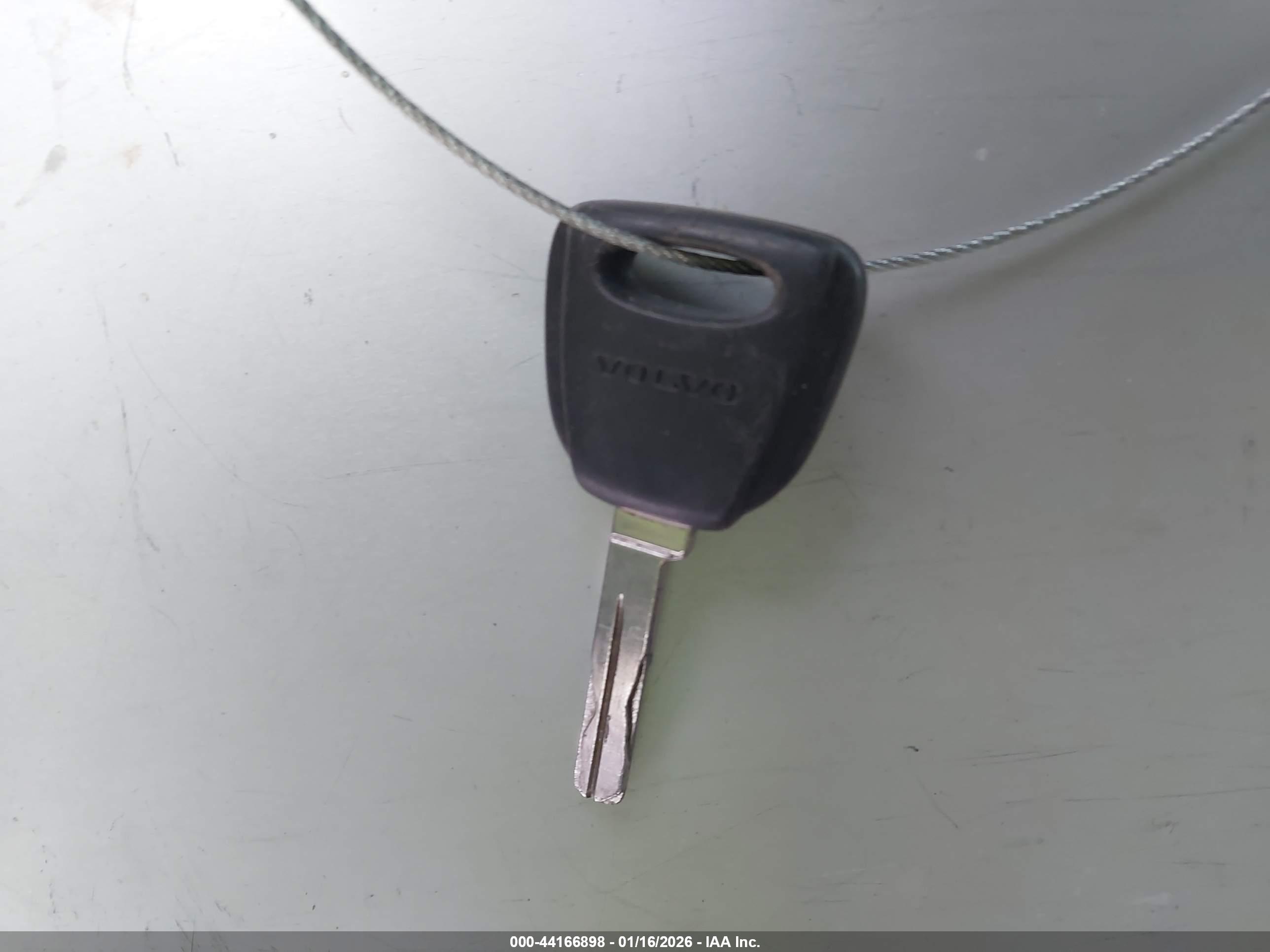 VOLVO XC90 image 11